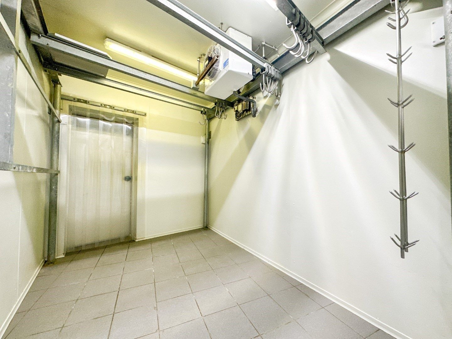 Handelpand met winkel, atelier en woonst, commerciële ligging, Torhout foto 12