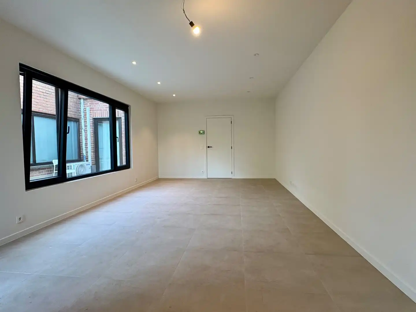 Instapklare nieuwbouwwoning met 3 slaapkamers, terras en stadstuin foto 4