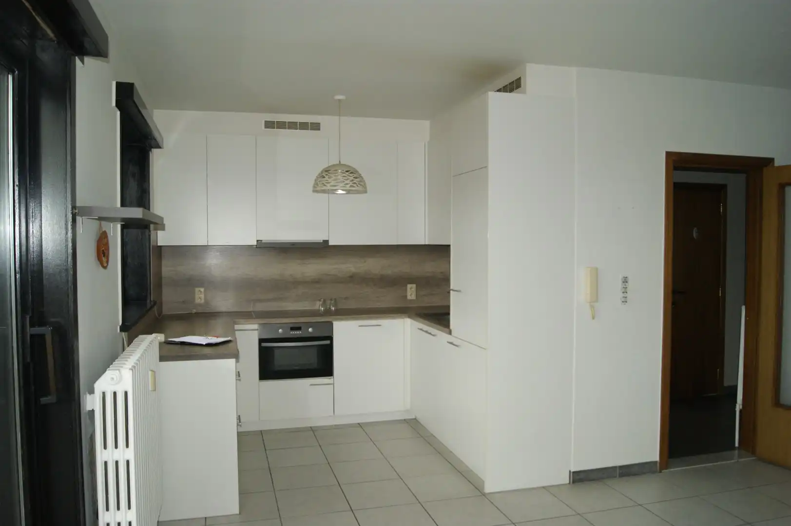 Ruim appartement met 2 slaapkamers en uitzonderlijk groot terras foto 2