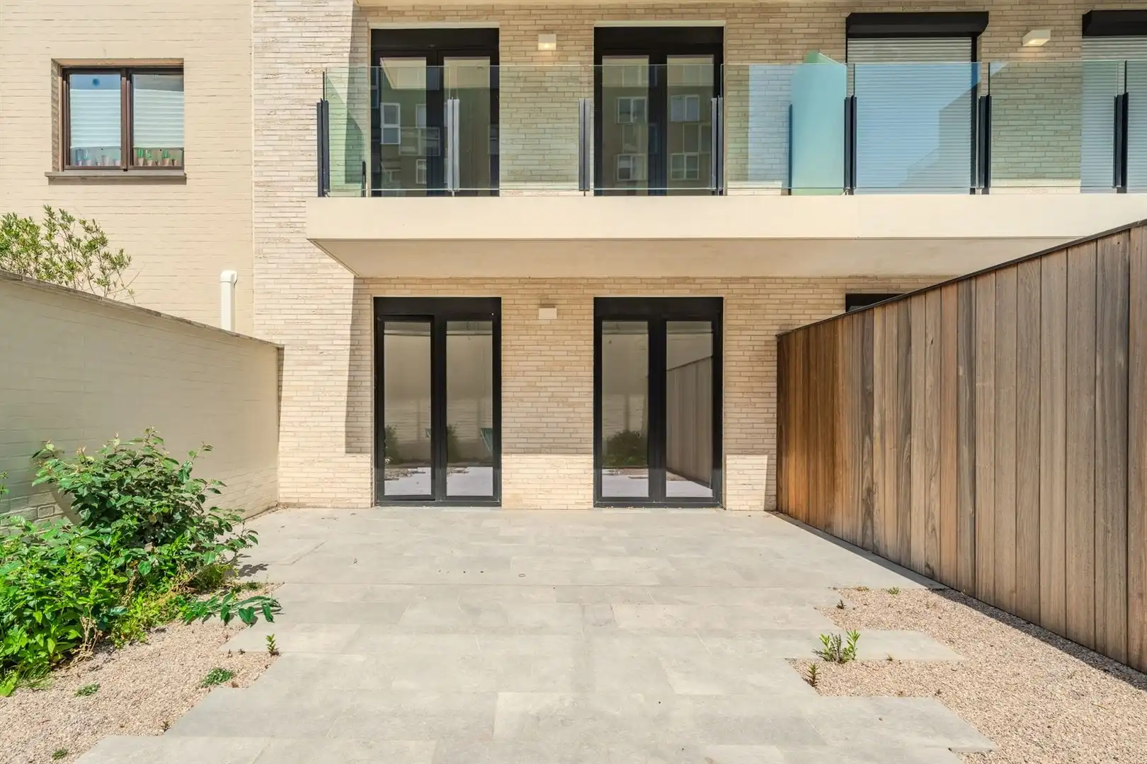 Mooi gelijkvloers appartement met 1 slaapkamer, terras vooraan, terras achteraan foto 19