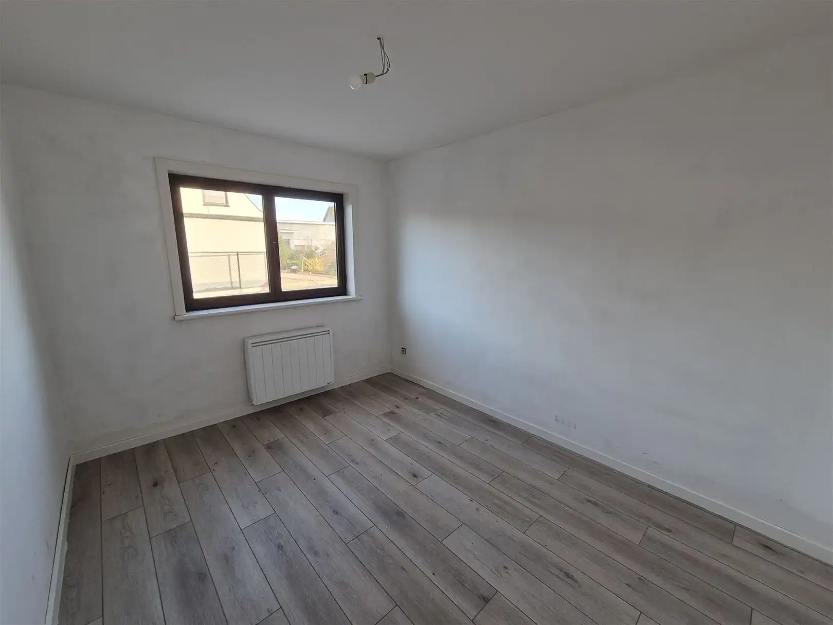 Handelsruimte met aansluitend appartement foto 13