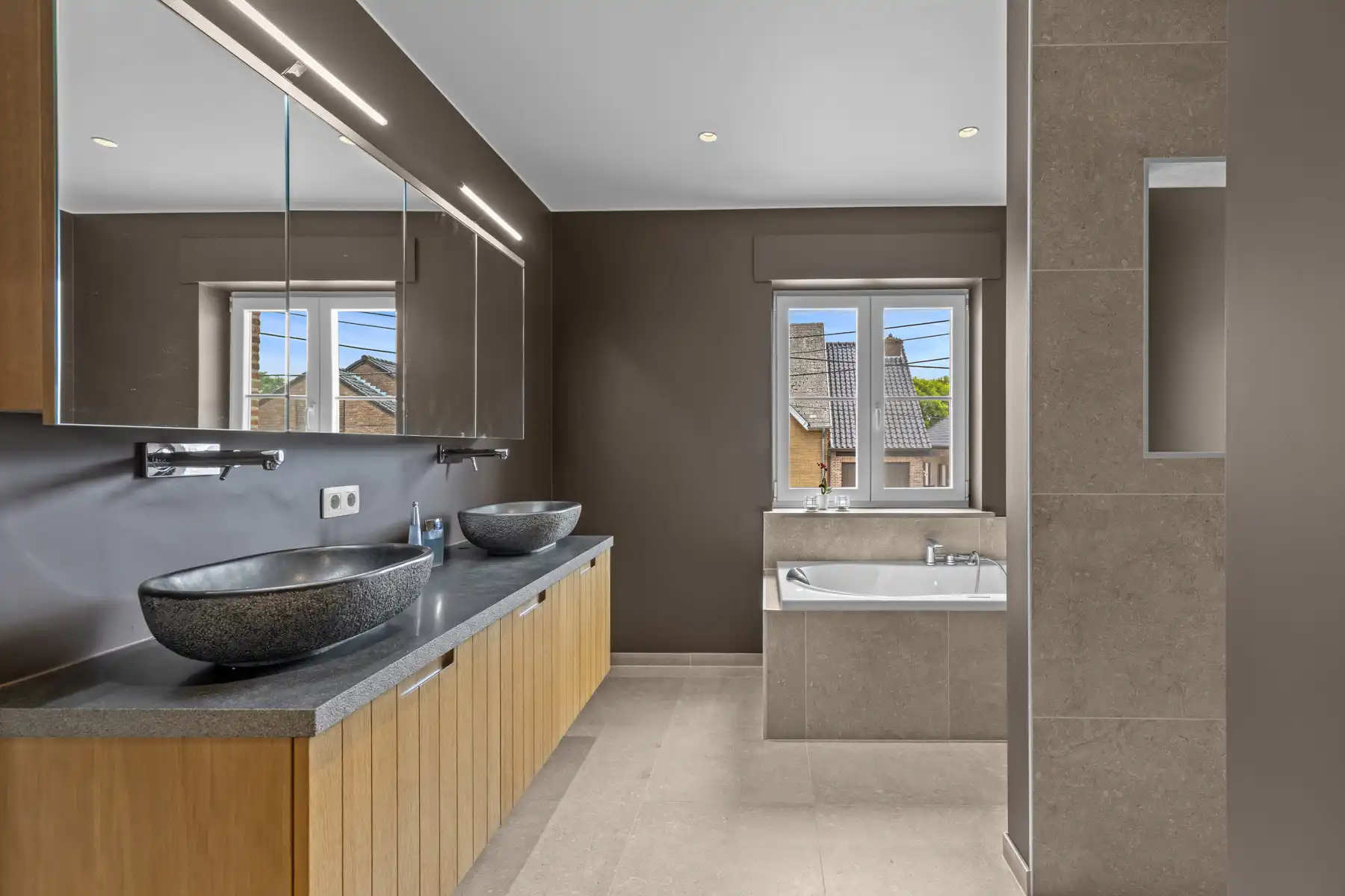 BAMBRUGGE - Uitzonderlijke woning met tuin op toplocatie foto 22