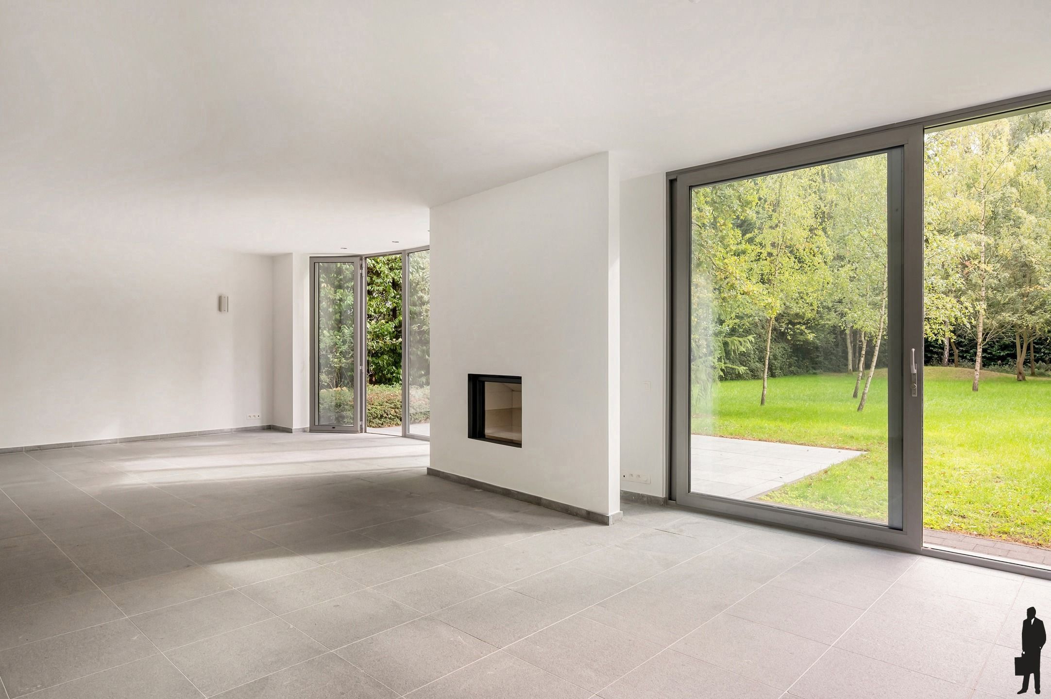 Ruime villa op een zonnig perceel van ca. 3.478m²! foto 4