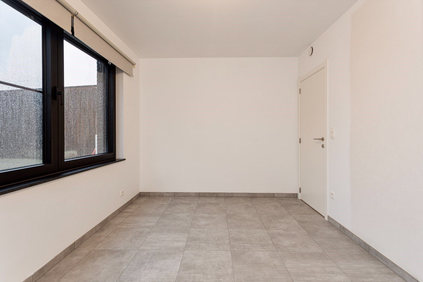 Ruim gelijkvloers appartement 2 slpks, koer en garage  foto 20