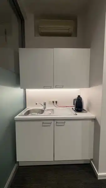 Commercieel kantoor te huur in centrum Gent foto 7