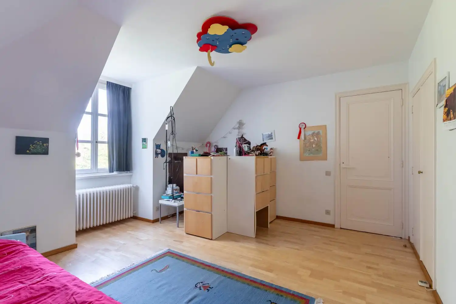 Residentieel gelegen villa met 4-5 ruime slaapkamers/bureau , 2 badkamers, 2 garages en een tuin op een perceel van 11a 71ca te Winksele gemeente Herent. foto 22