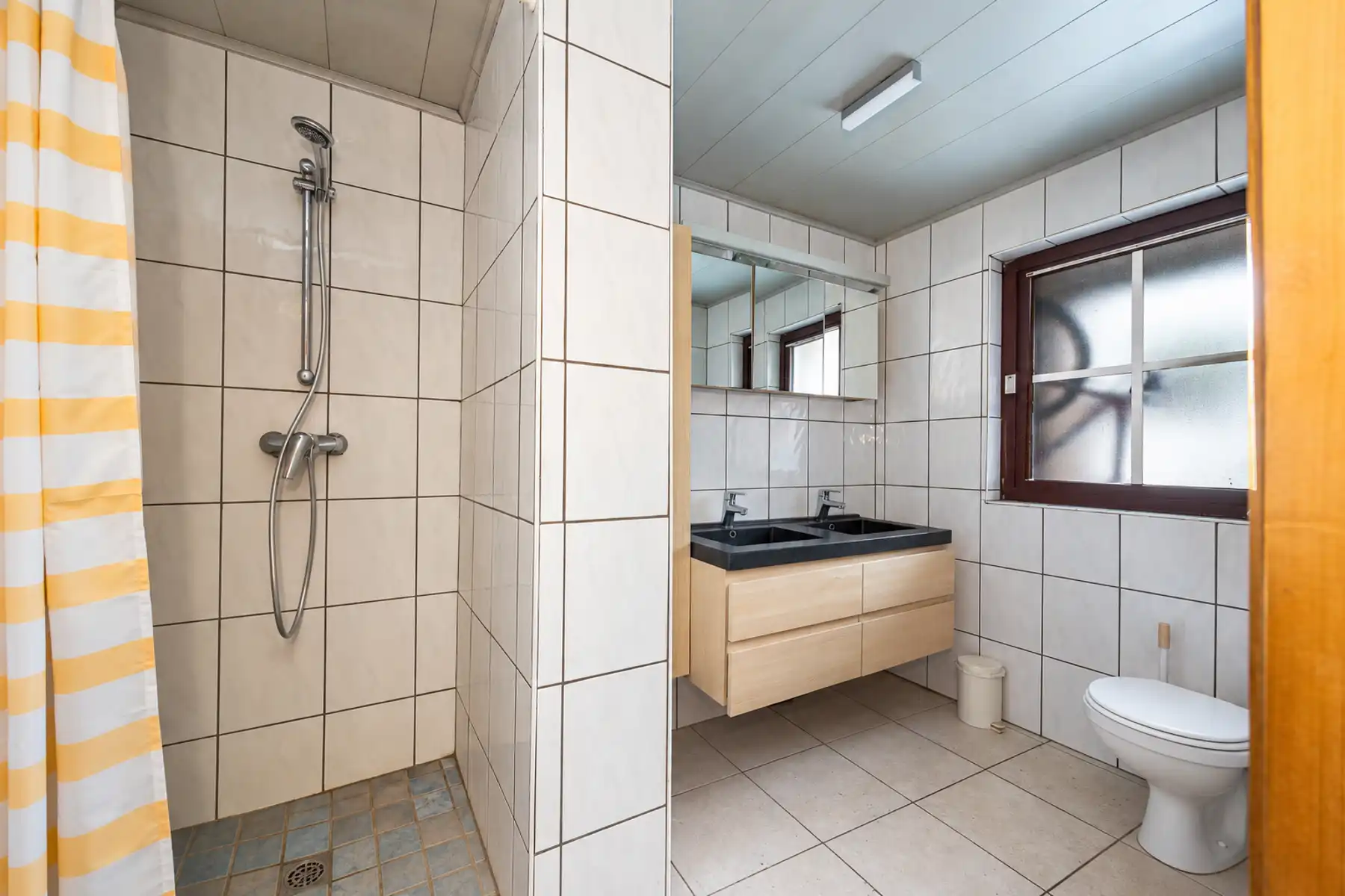 Woning met 2 slaapkamers, zolder en buitenruimte  foto 6