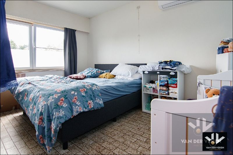 Op te frissen en ruim 2-SLPKAPP op de 1e verdieping  (met uitbreidingsmogelijkheden op zolder) rustig en toch centraal gelegen in het centrum van de Halveweg in Zonhoven foto 8