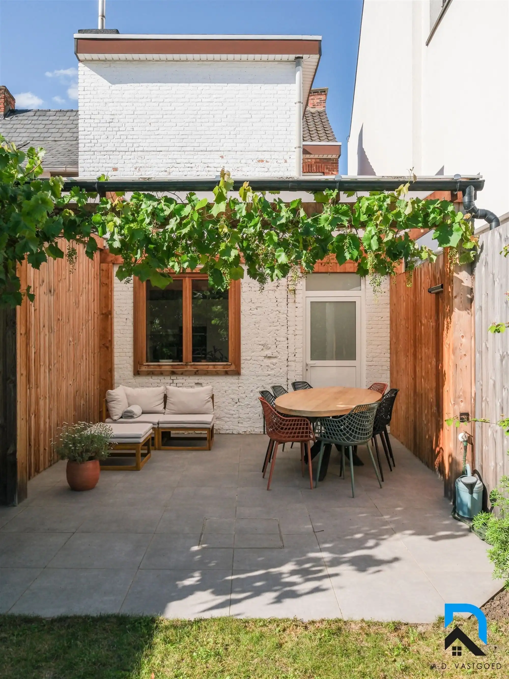 Gerenoveerde woning met tuin op toplocatie in Hasselt foto 32
