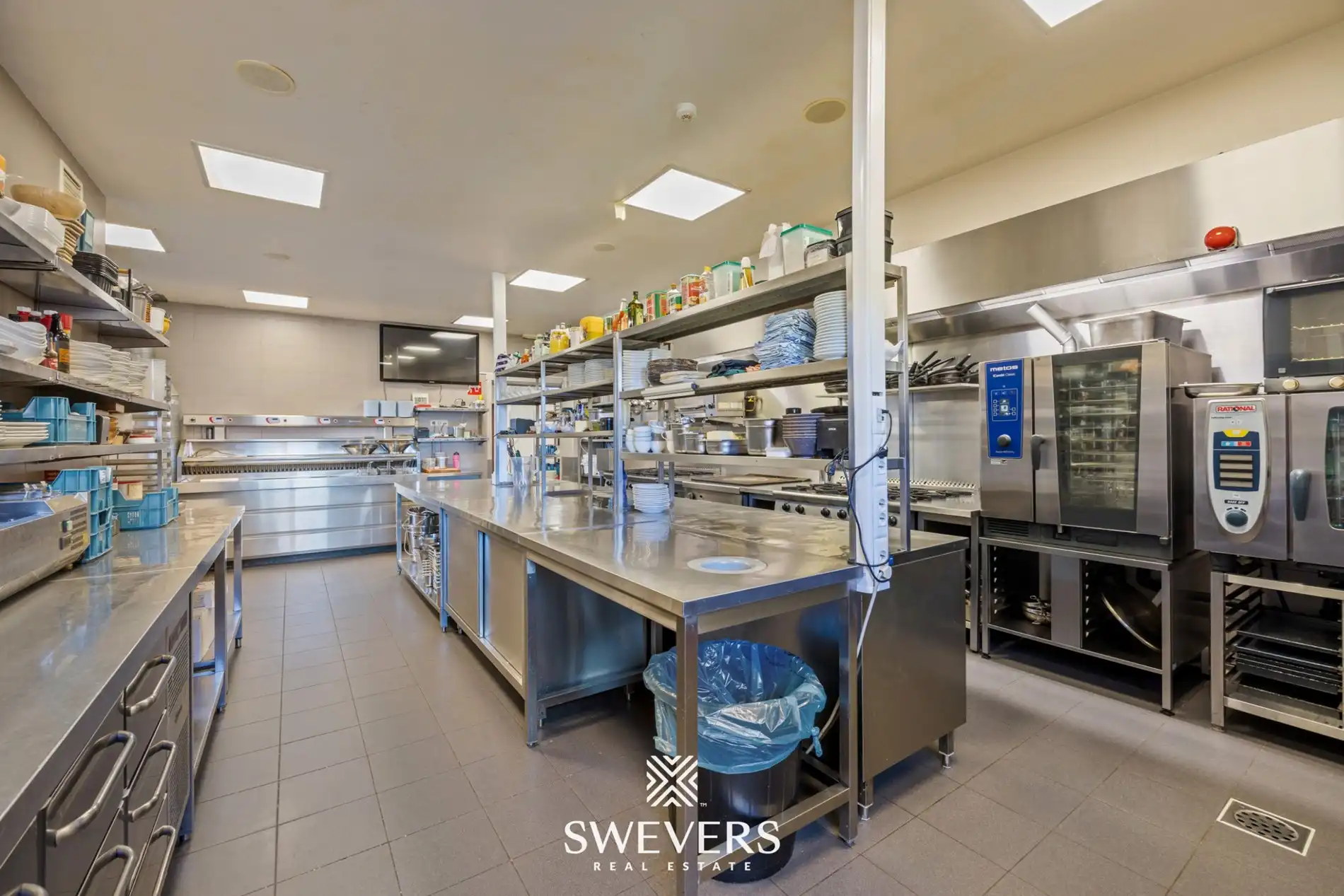 Gekende horecazaak (Het Landerhuys) te Koersel met appartement foto 34