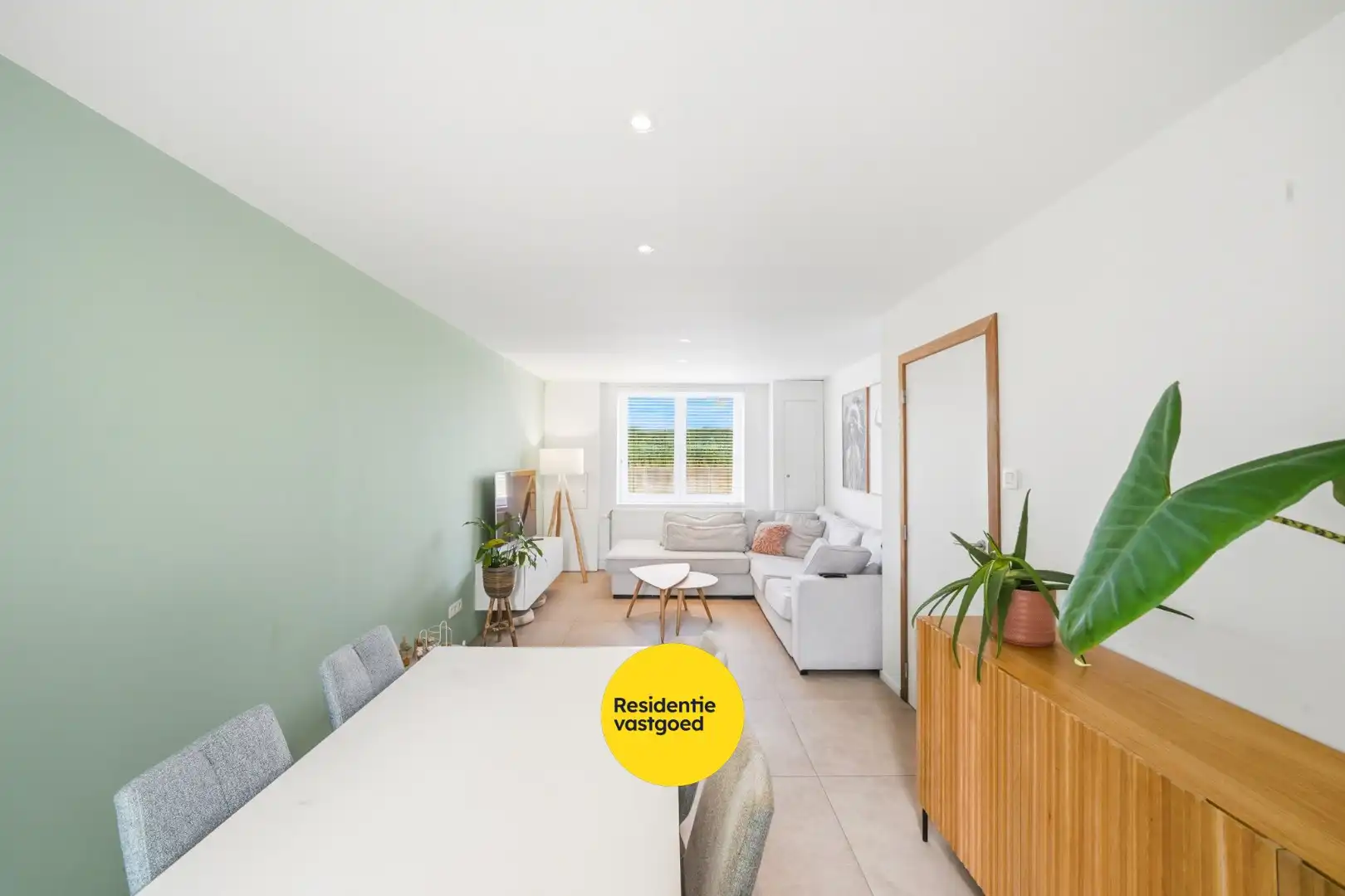 Instapklare woning met 3 slaapkamers en tuin met zicht op de Spuikom foto 7