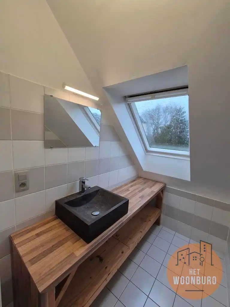 Duplex appartement met 2 slpks, bureel en autostaanplaats foto 7