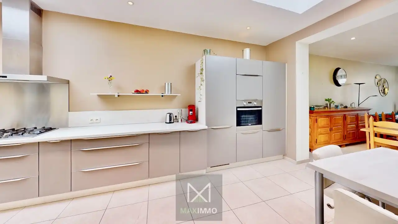🏡 Instapklare woning te koop in Rekkem foto 9