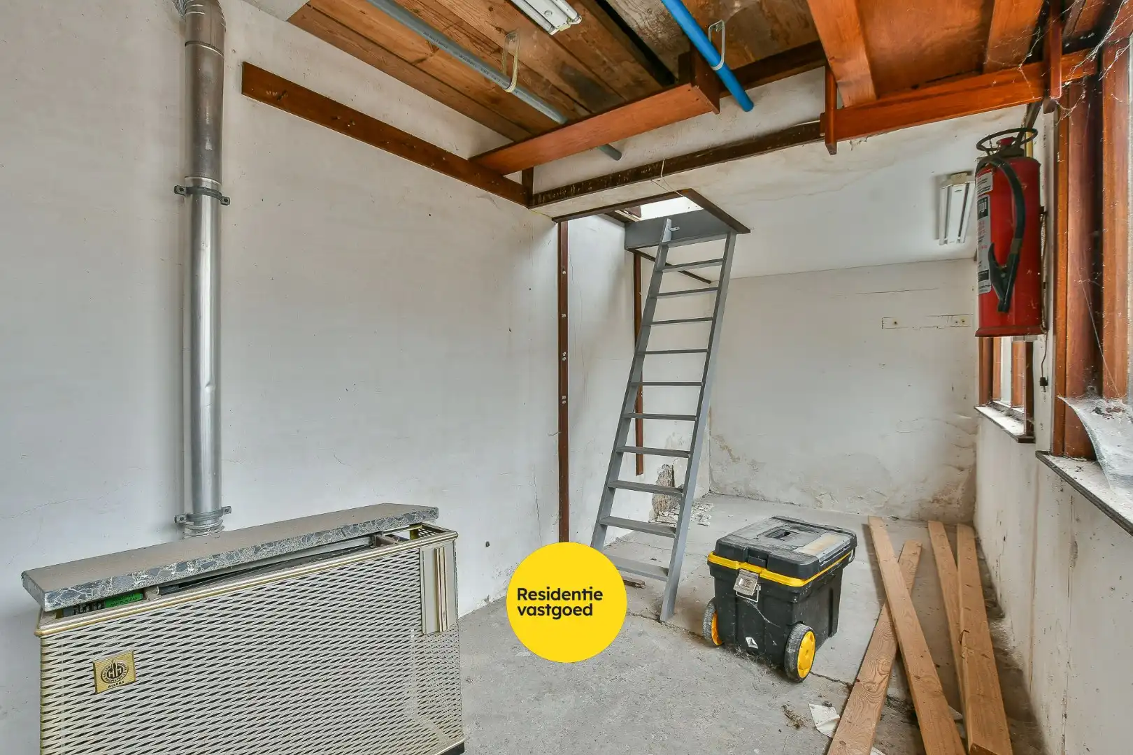 Te renoveren rijwoning met potentieel in hartje Blankenberge foto 20