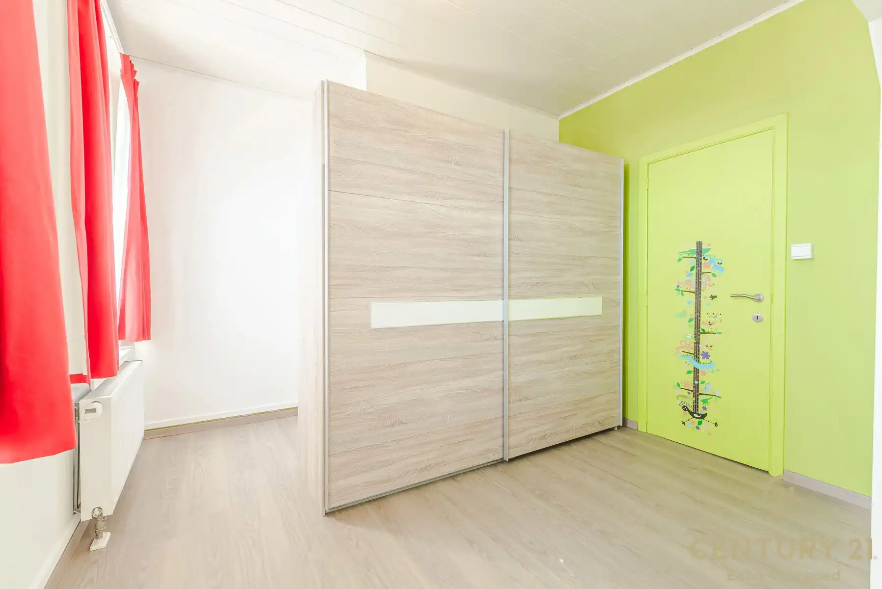 Mooie karakterwoning met tuin, parking en 3 slaapkamers foto 17