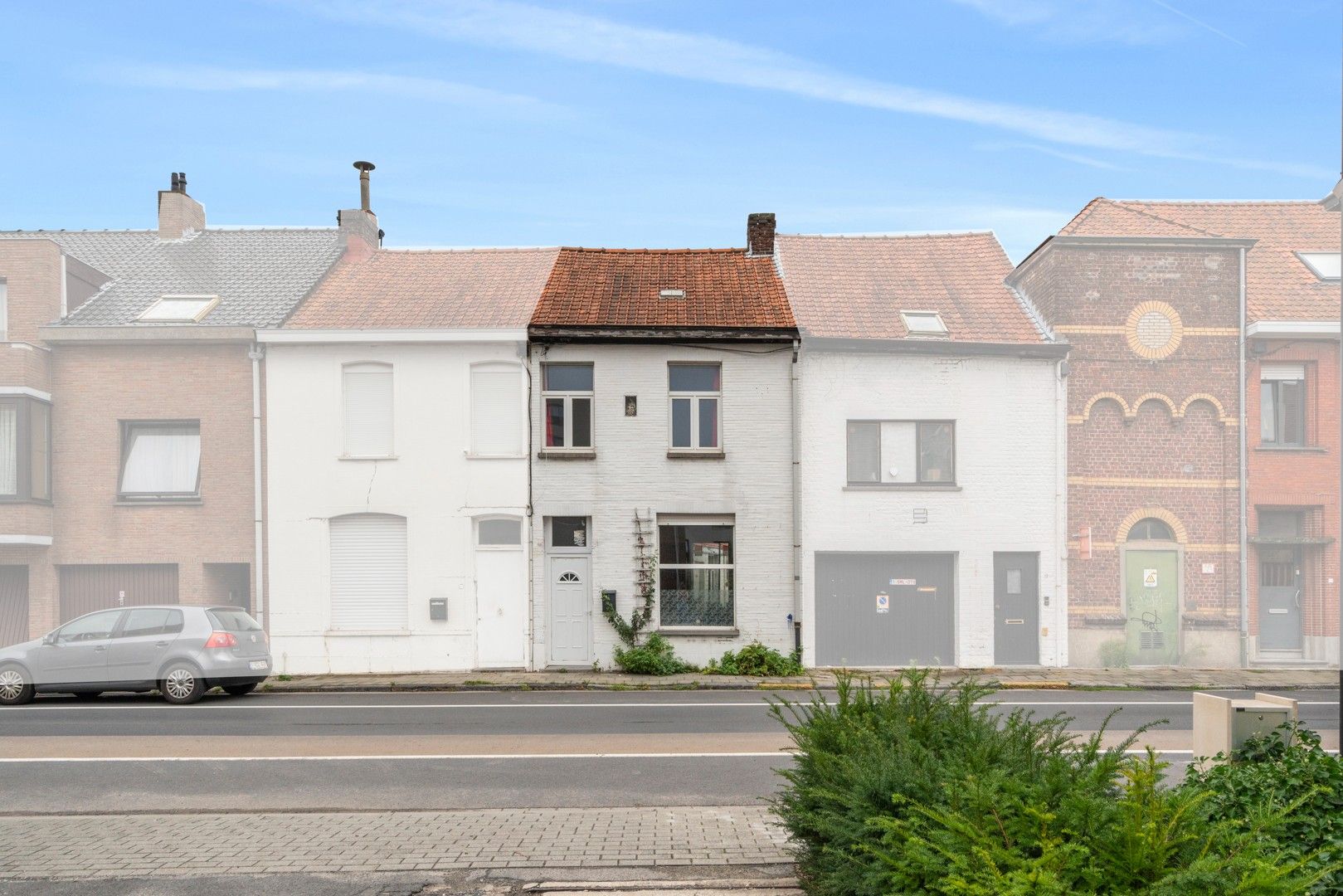 Interessant opbrengsteigendom te Kuurne, op te frissen woning met 2 slaapkamers! foto 2