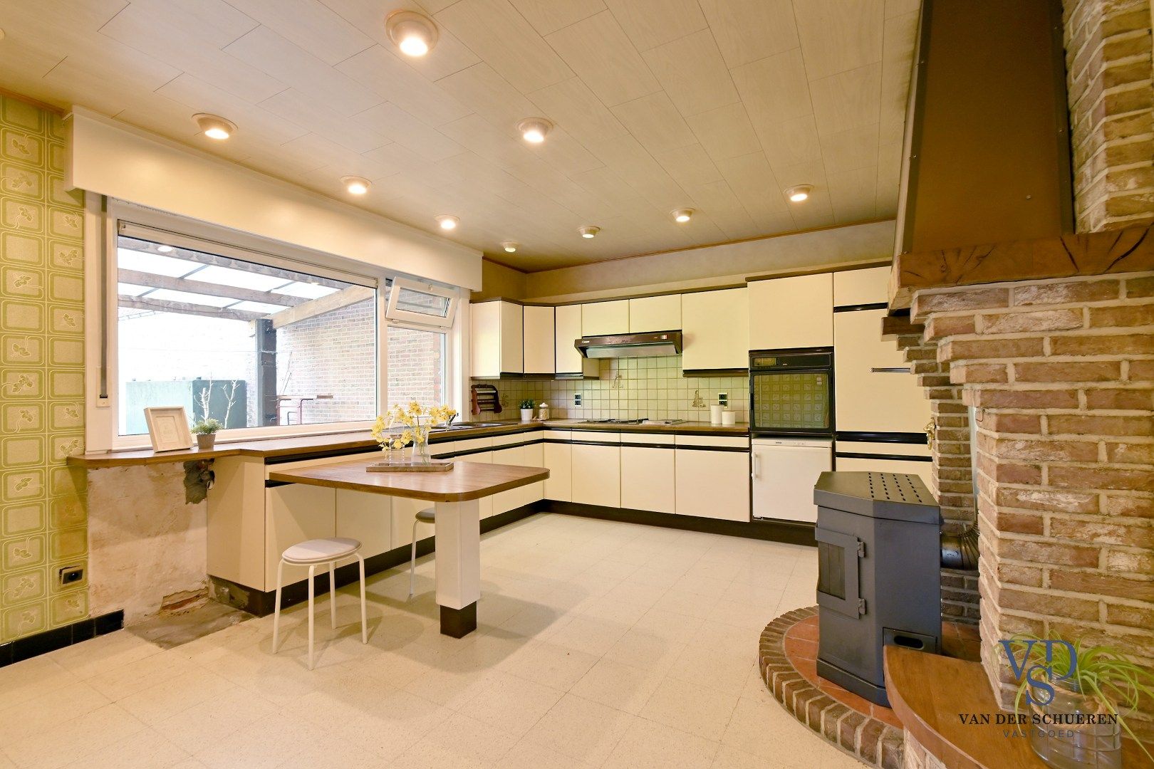 Te renoveren halfopen bebouwing in Deurle foto 7