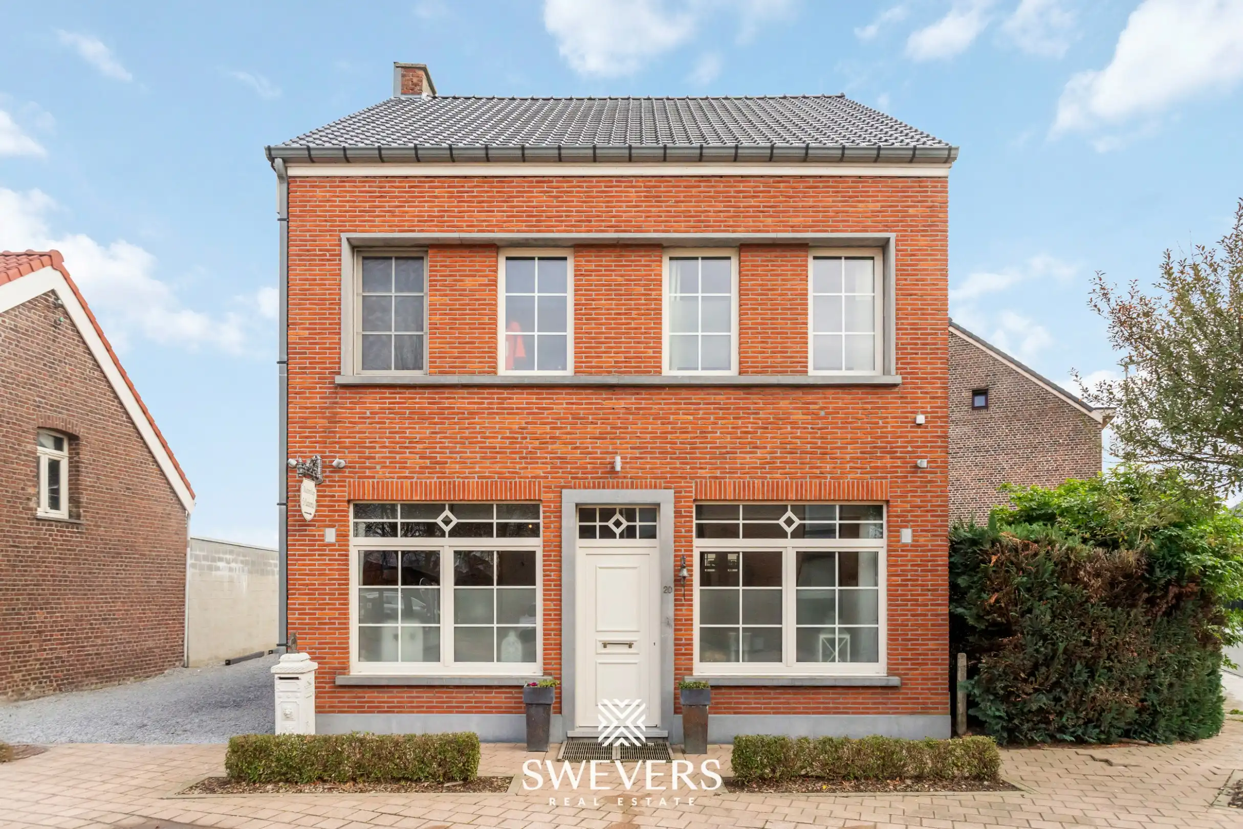 Ruime instapklare gezinswoning met uitzonderlijke woon- én werkmogelijkheden foto 41