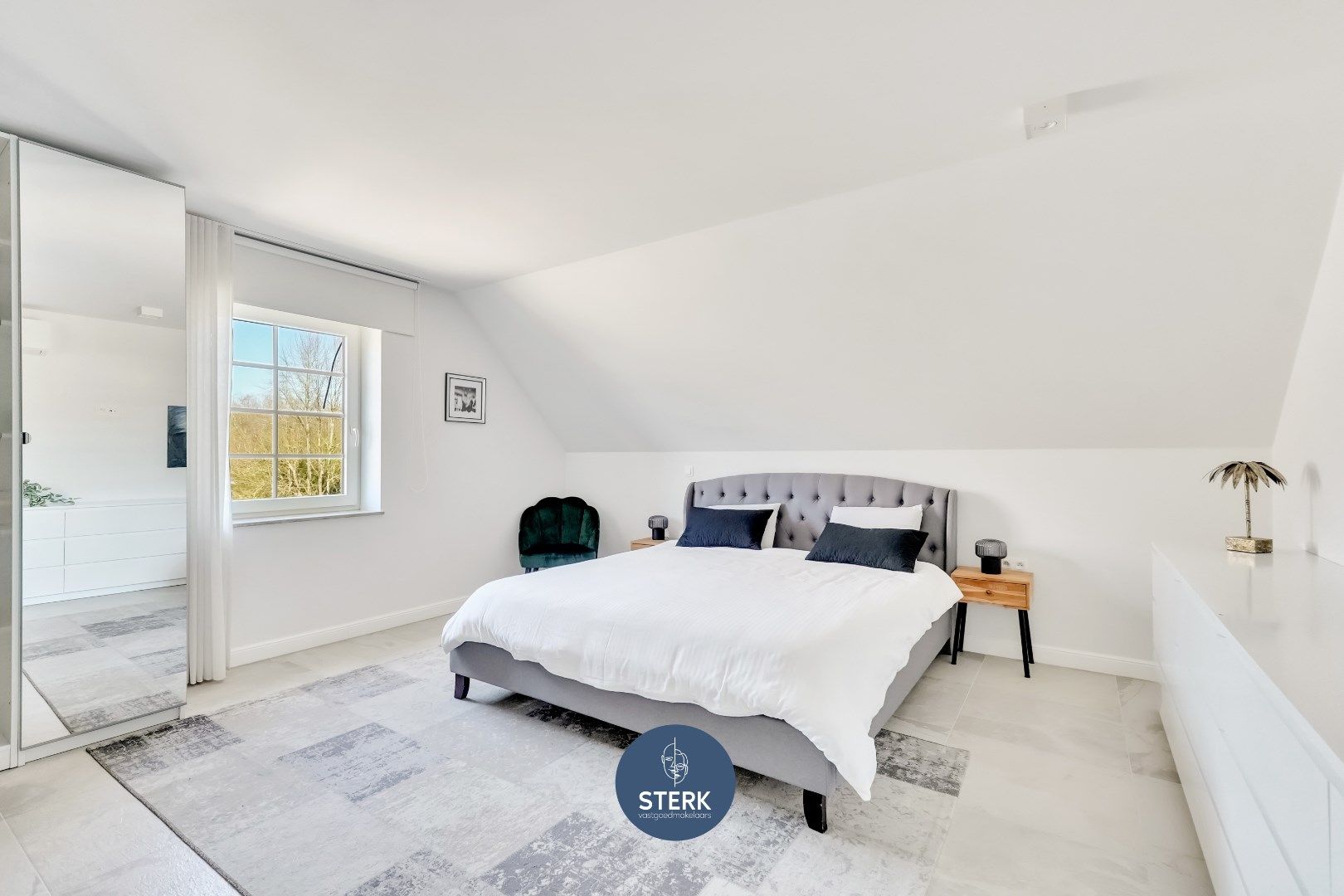 BIJNA ENERGIENEUTRAAL DUPLEXAPPARTEMENT MET 3 SLPKS IN LANAKEN !  foto 16