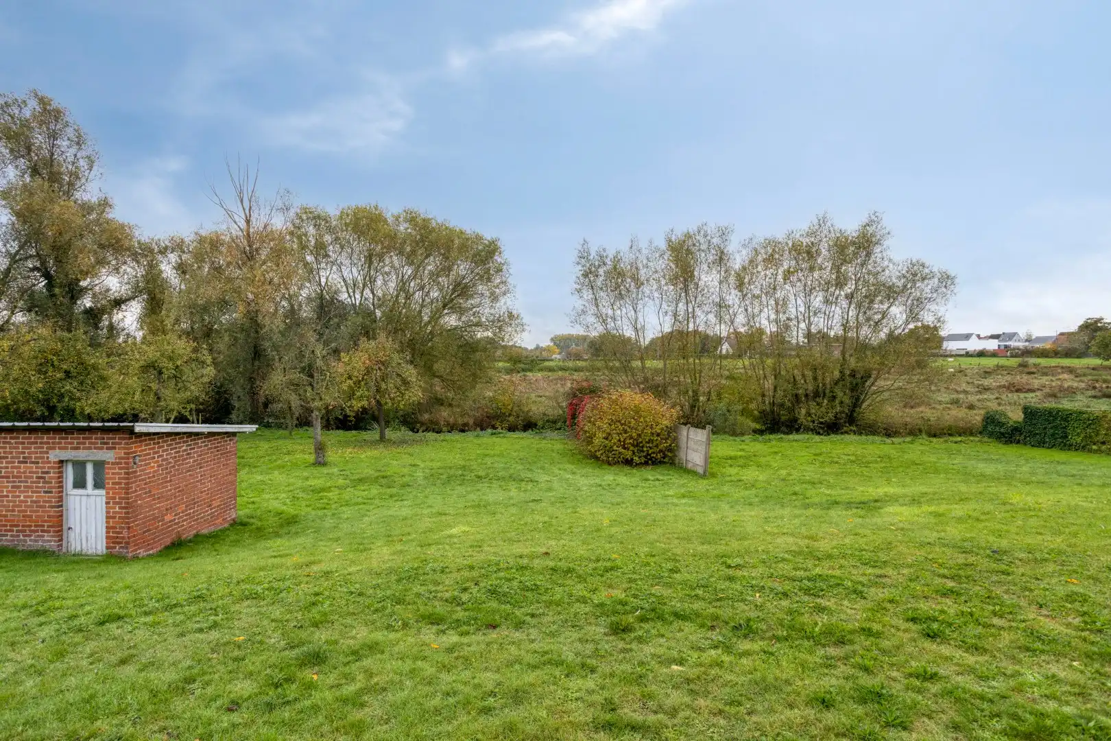Eclectisch burgerhuis met landelijke verzichten op 2659 m² in centrum Kuurne. foto 23