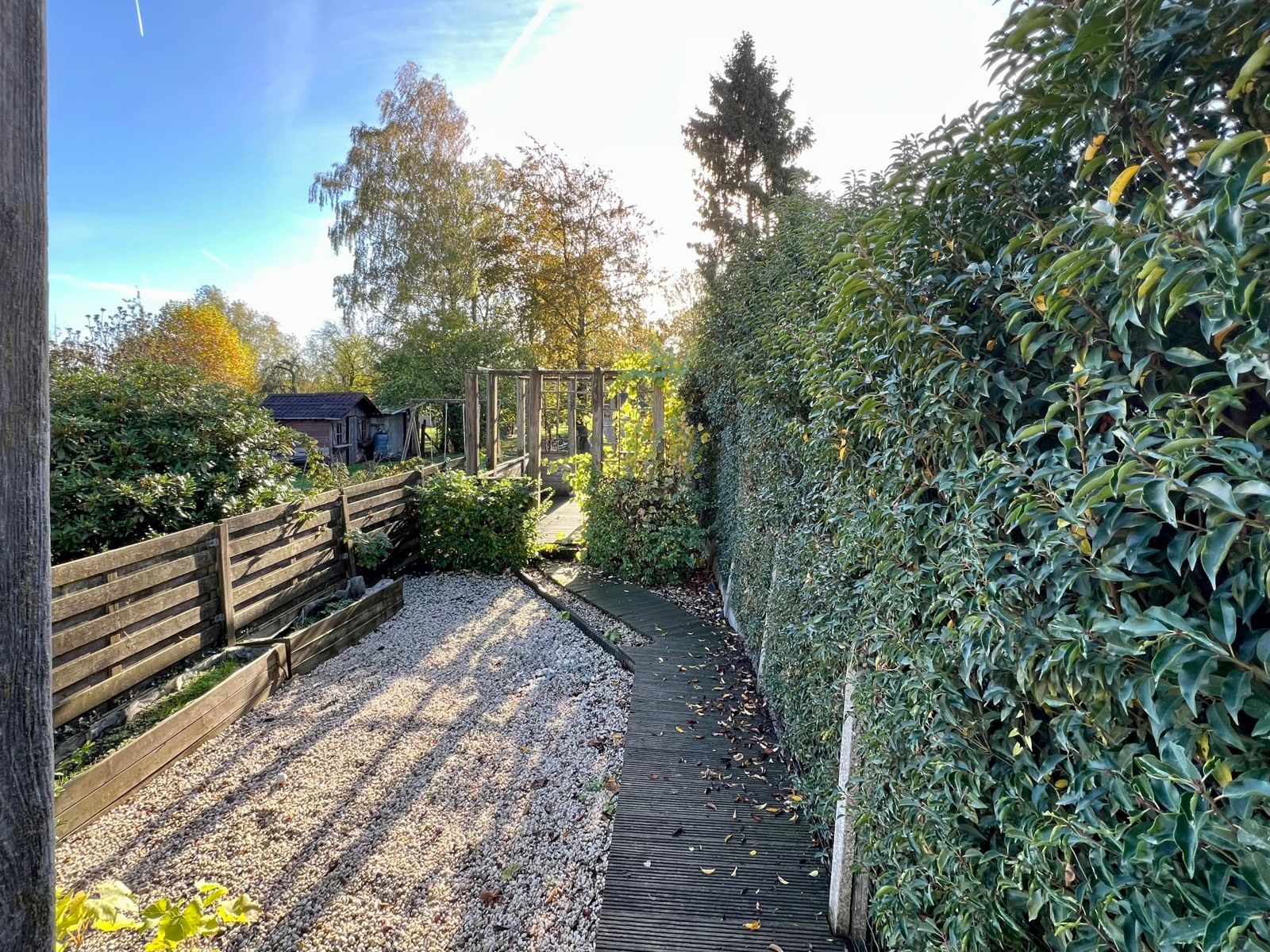 Solide woning met zeer gunstige ligging. foto 25