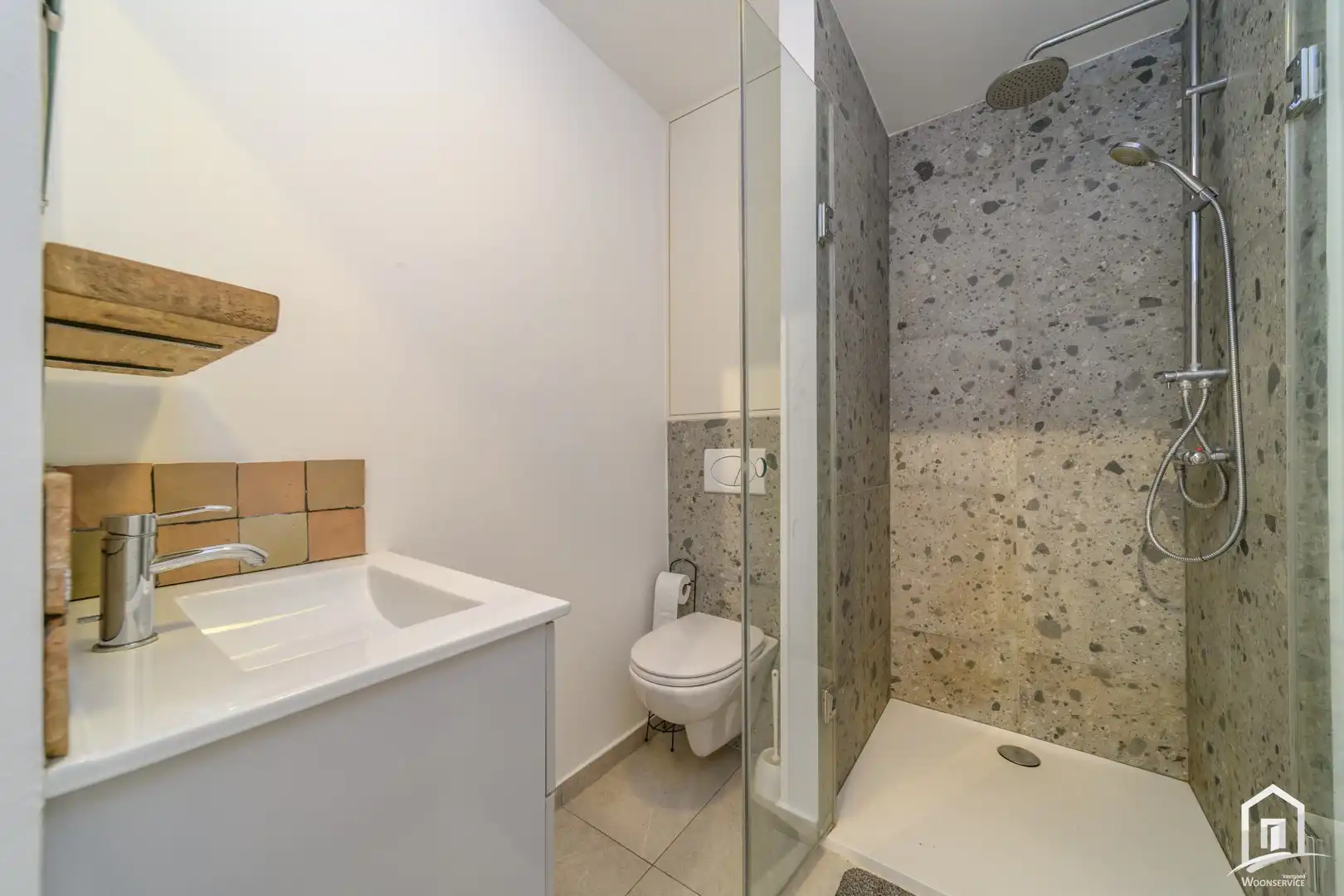 Mooi afgewerkt gelijkvloers appartement te Nieuwerkerken (Aalst) foto 14