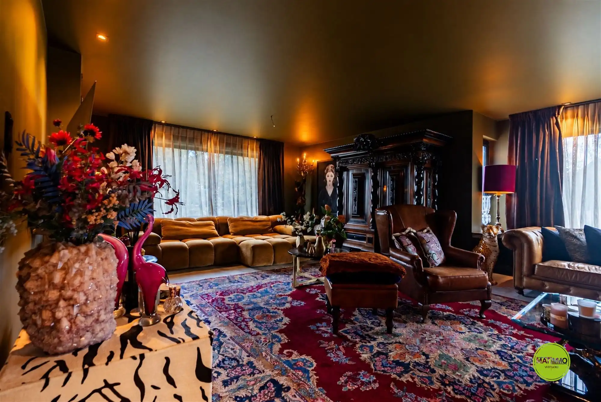 Unieke, luxueus gerenoveerde woning op uitzonderlijk perceel foto 7