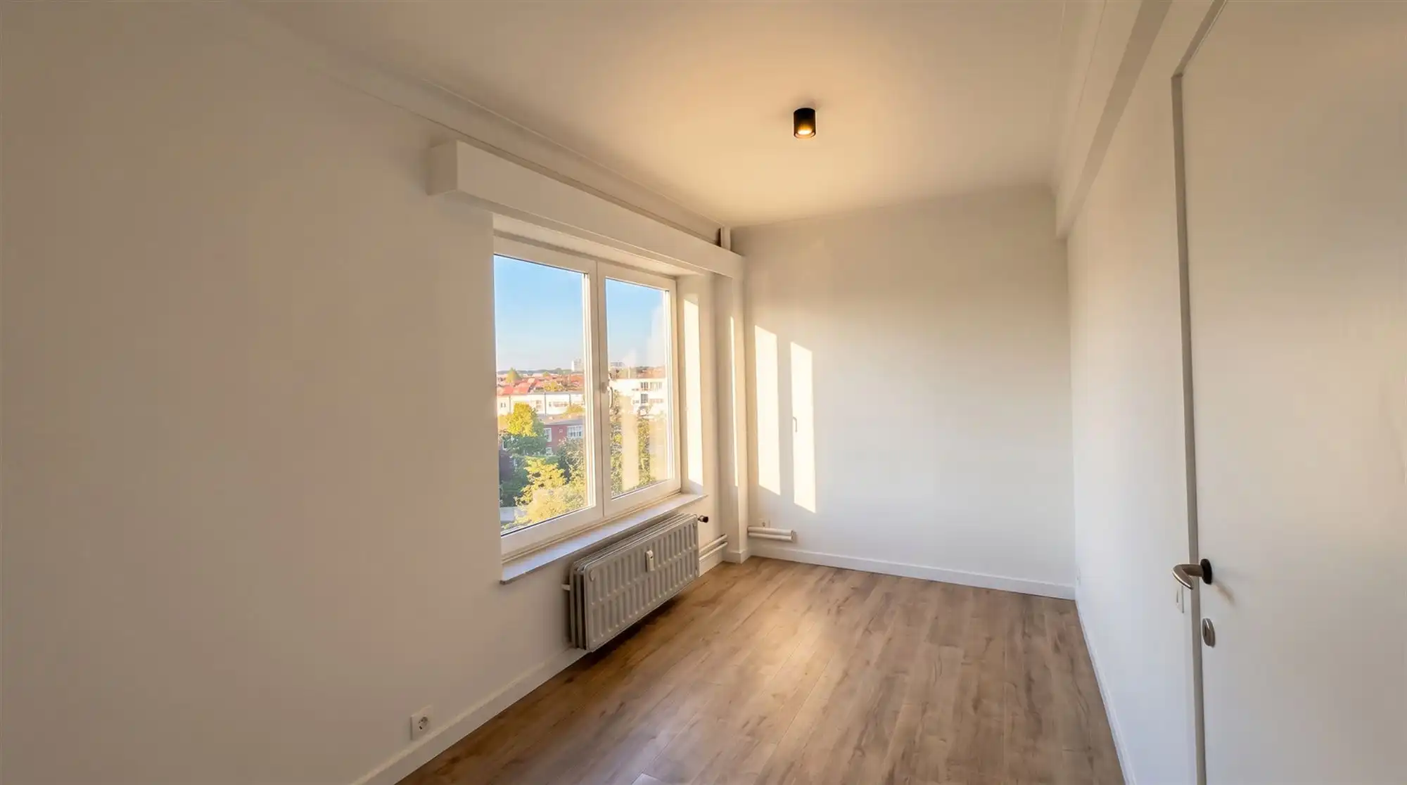Jouw nieuwe thuis in Merksem? Ruimte en hedendaags comfort. foto 7
