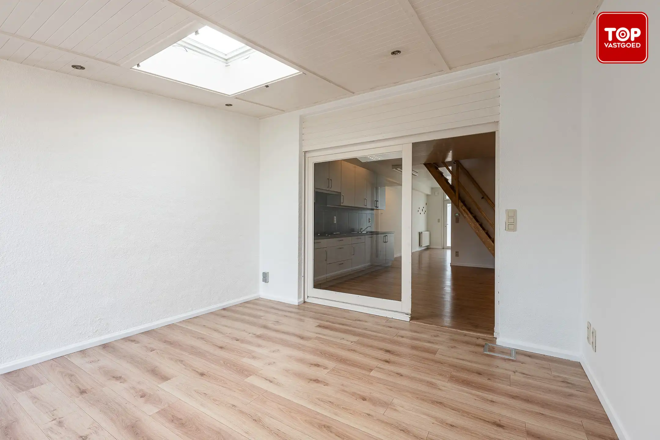 Instapklare woning met 3 slaapkamers en open zicht op de velden foto 7