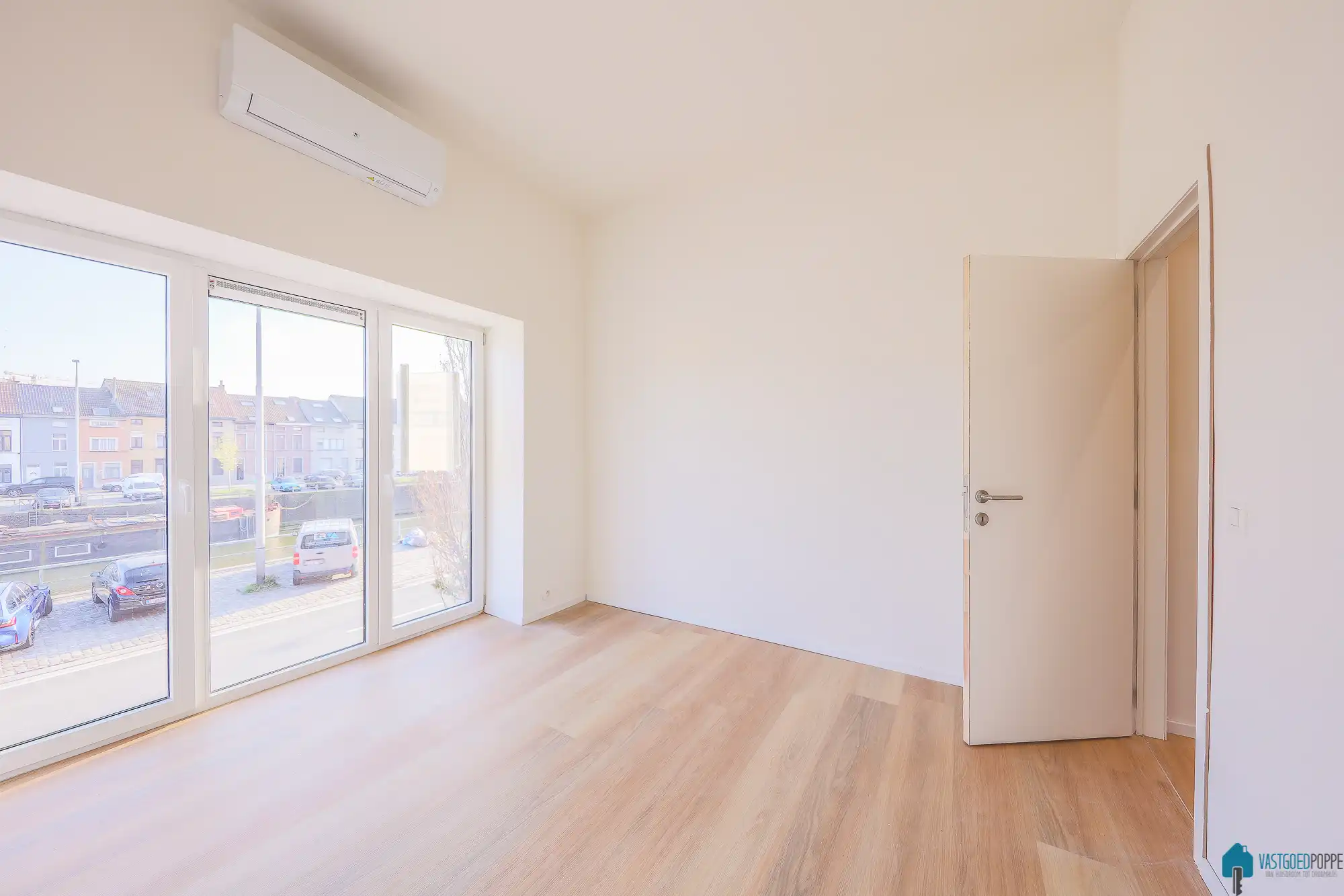 Volledig gerenoveerde stadswoning  foto 16