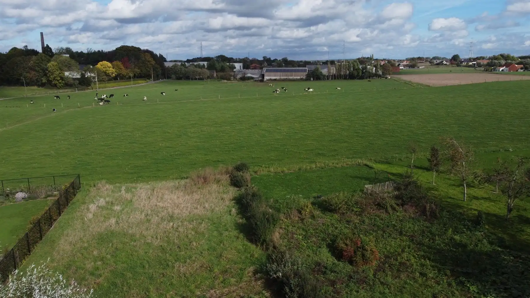 bouwgrond van 850 m² zonder bouwverplichting foto 2