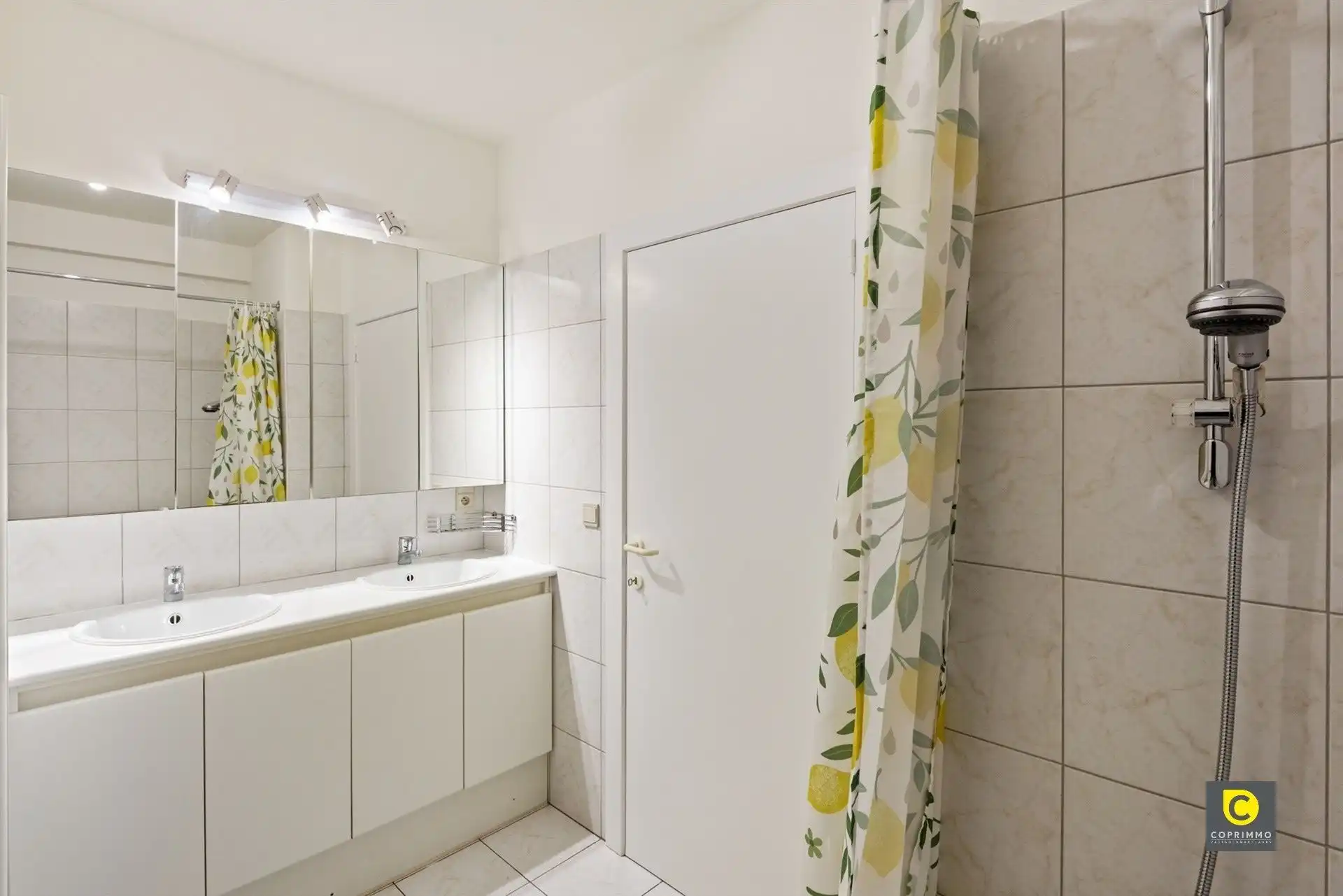 Ruim en charmant 2-slp appartement met ruim terras ! foto 8