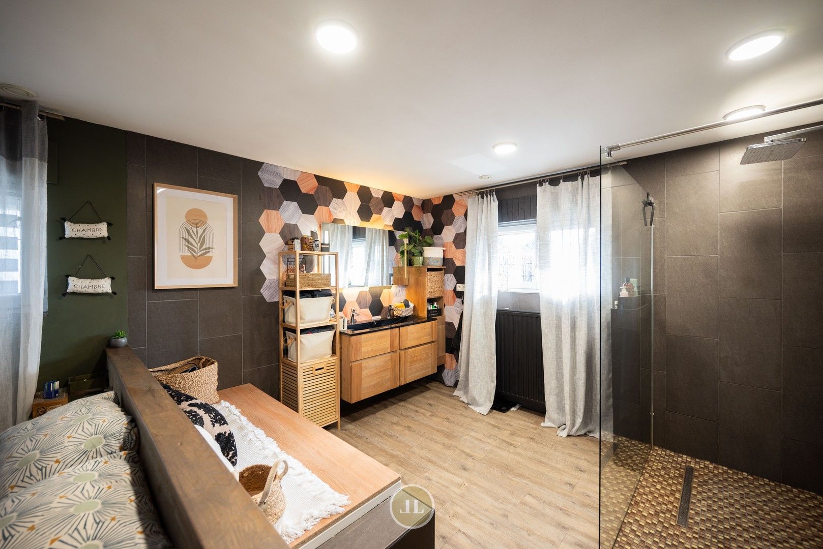 Instapklare villa met 4 slaapkamers op perceel van 1053m². foto 16