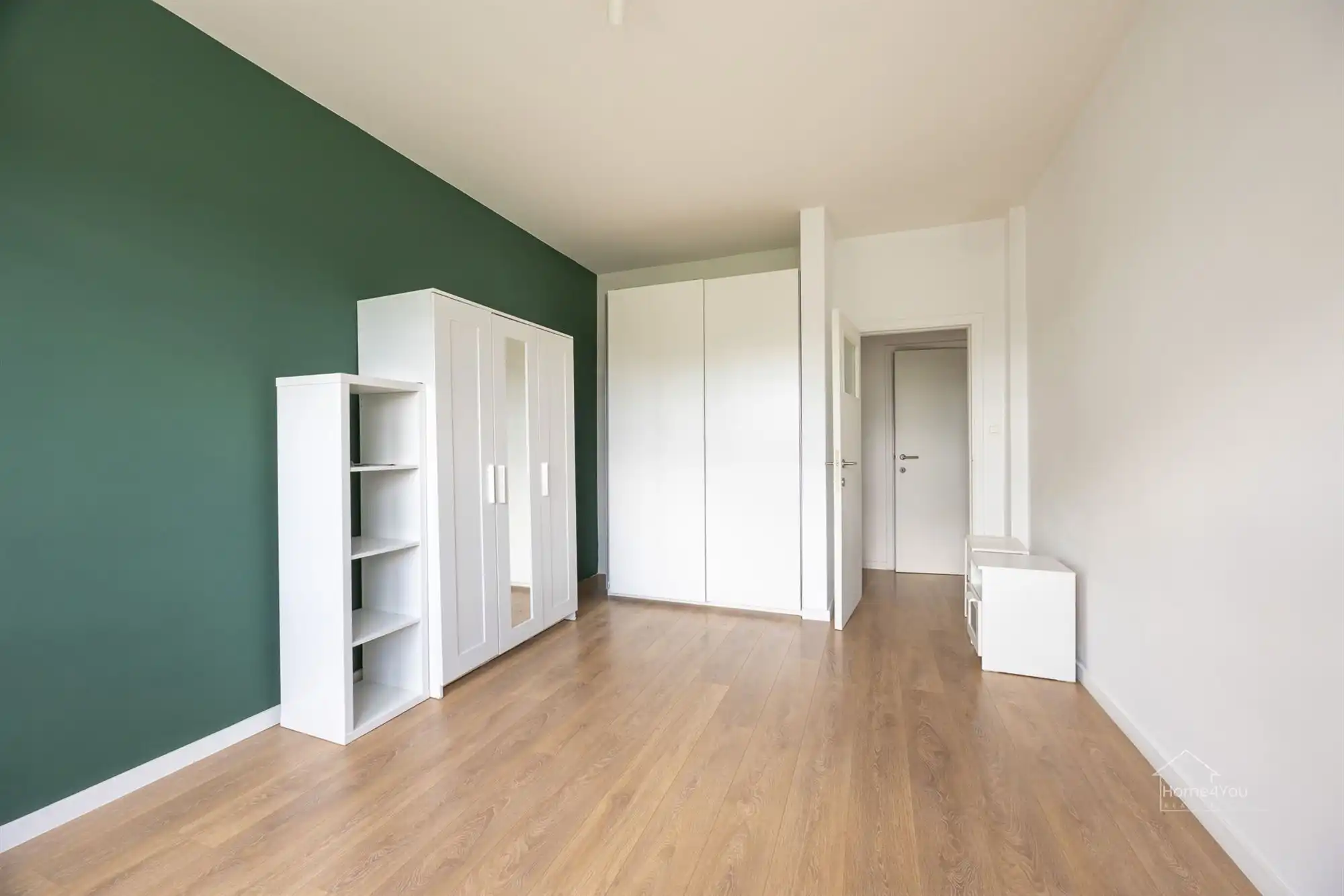 Instapklaar gerenoveerd appartement met parkzicht. foto 12