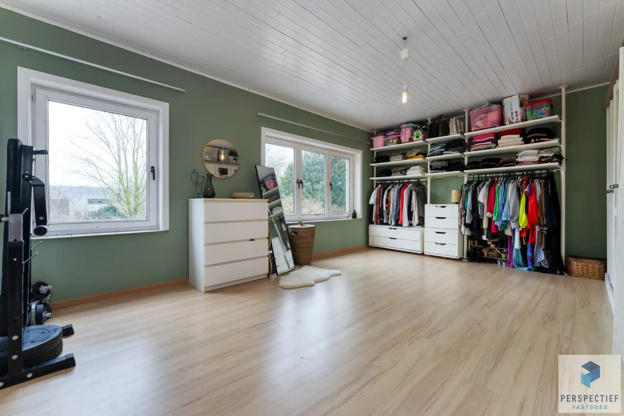 Centraal gelegen mooi gerenoveerde woning aan de Eeklose Vaart foto 11