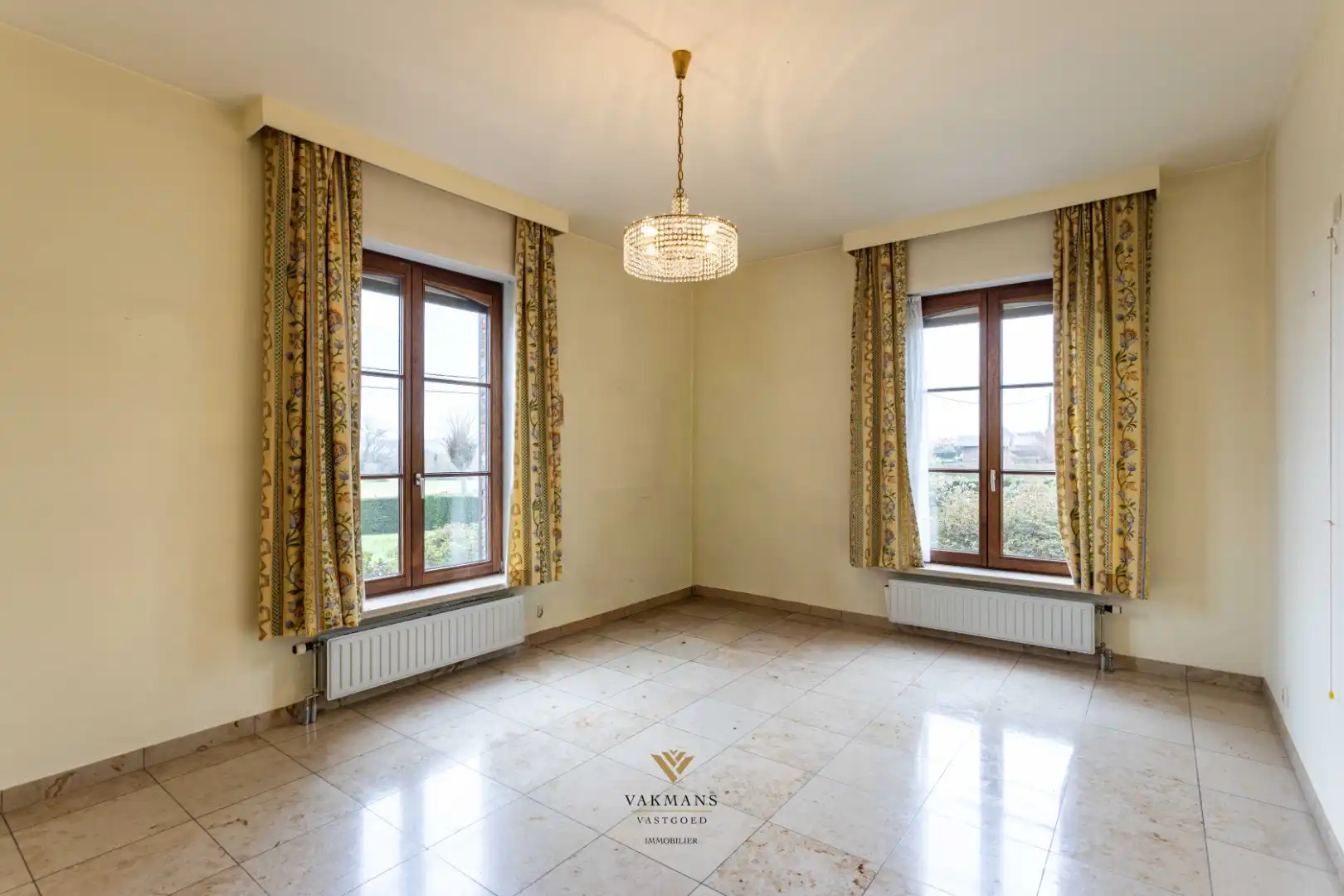 Elegante villa op 5000 m² op een gegeerde locatie foto 12