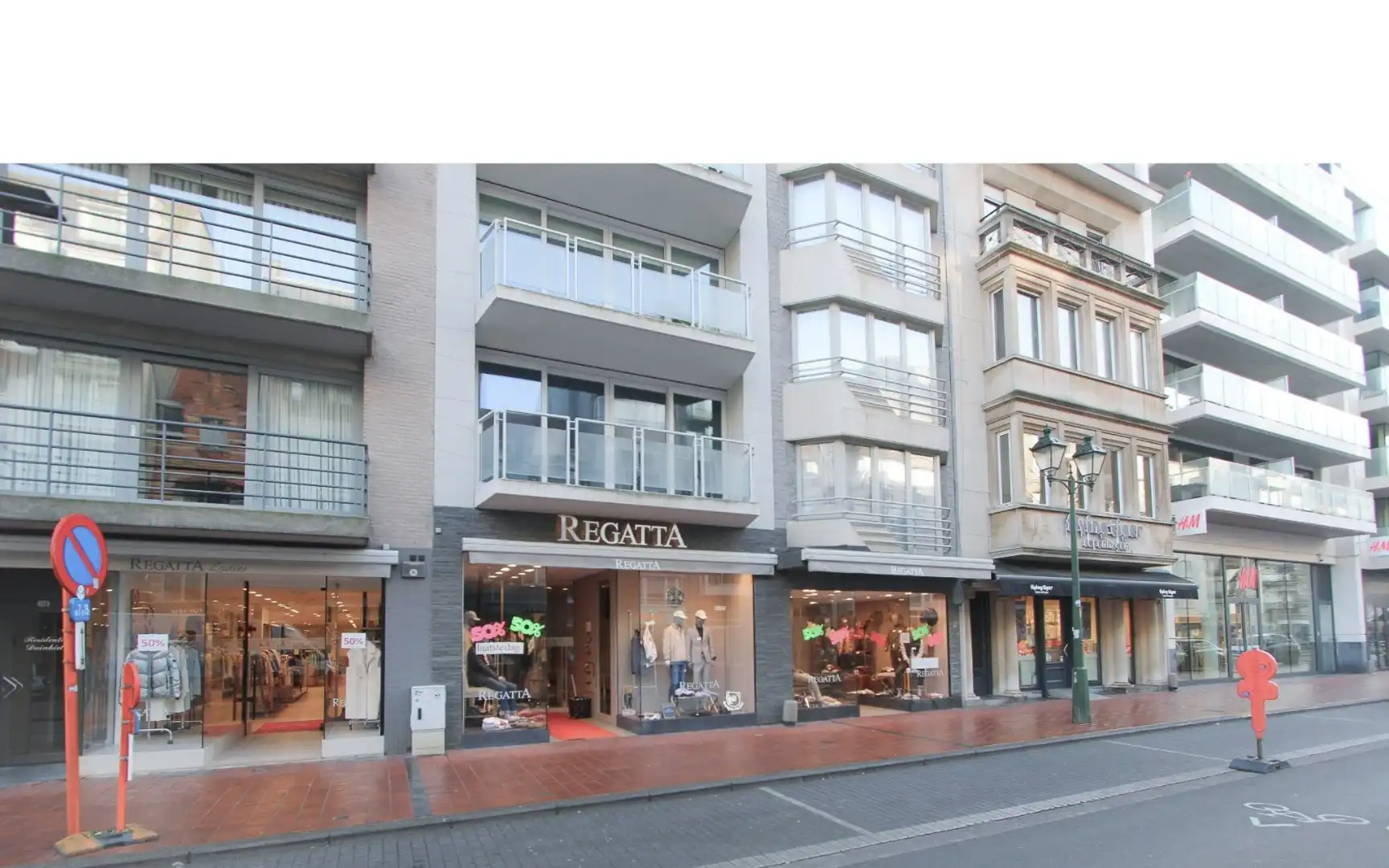 centraal gelegen handelspand Lippenslaan 248 te huur  foto 14