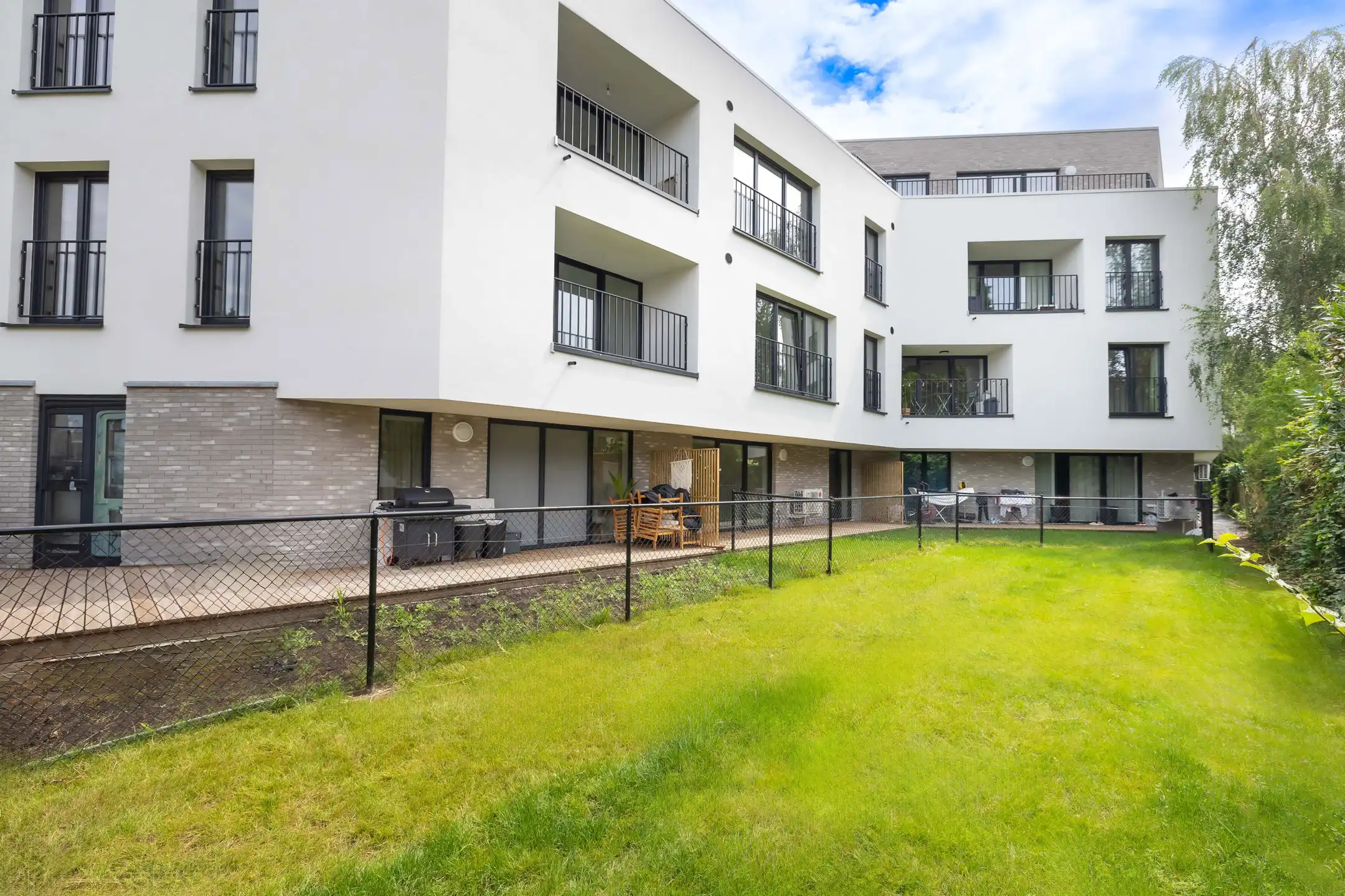 Groot 1-slpk appartement met veel licht foto 10