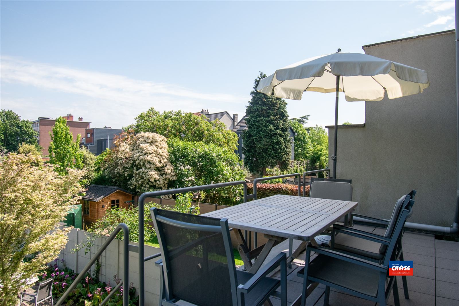 Bel-étage met 3 slaapkamers, garage en tuin foto 20