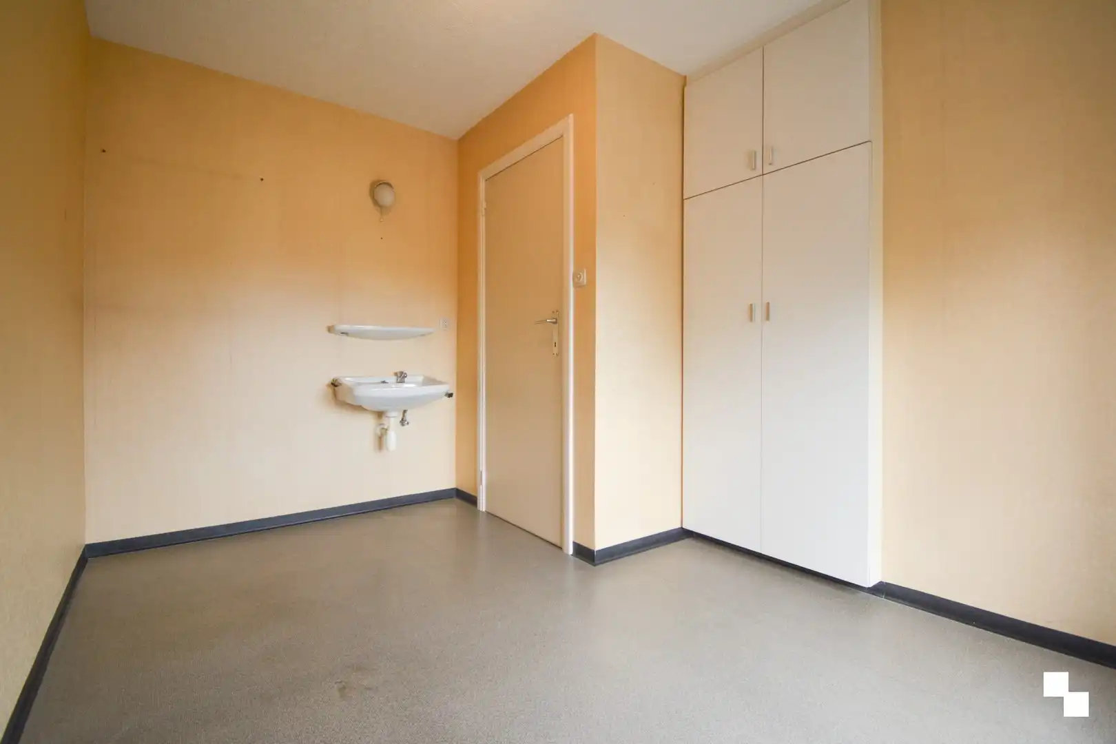 Verrassend ruime eengezinswoning met 5 slp te Roeselare foto 20