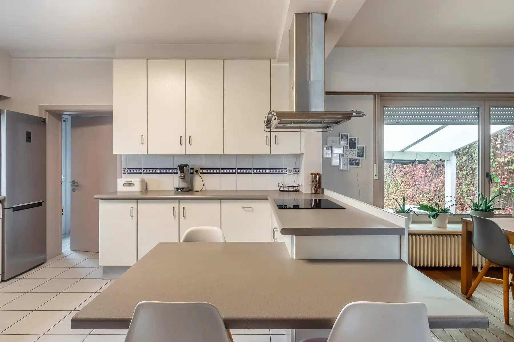 Charmante woning met 3/4 slaapkamers, garage en leuke tuin foto 9