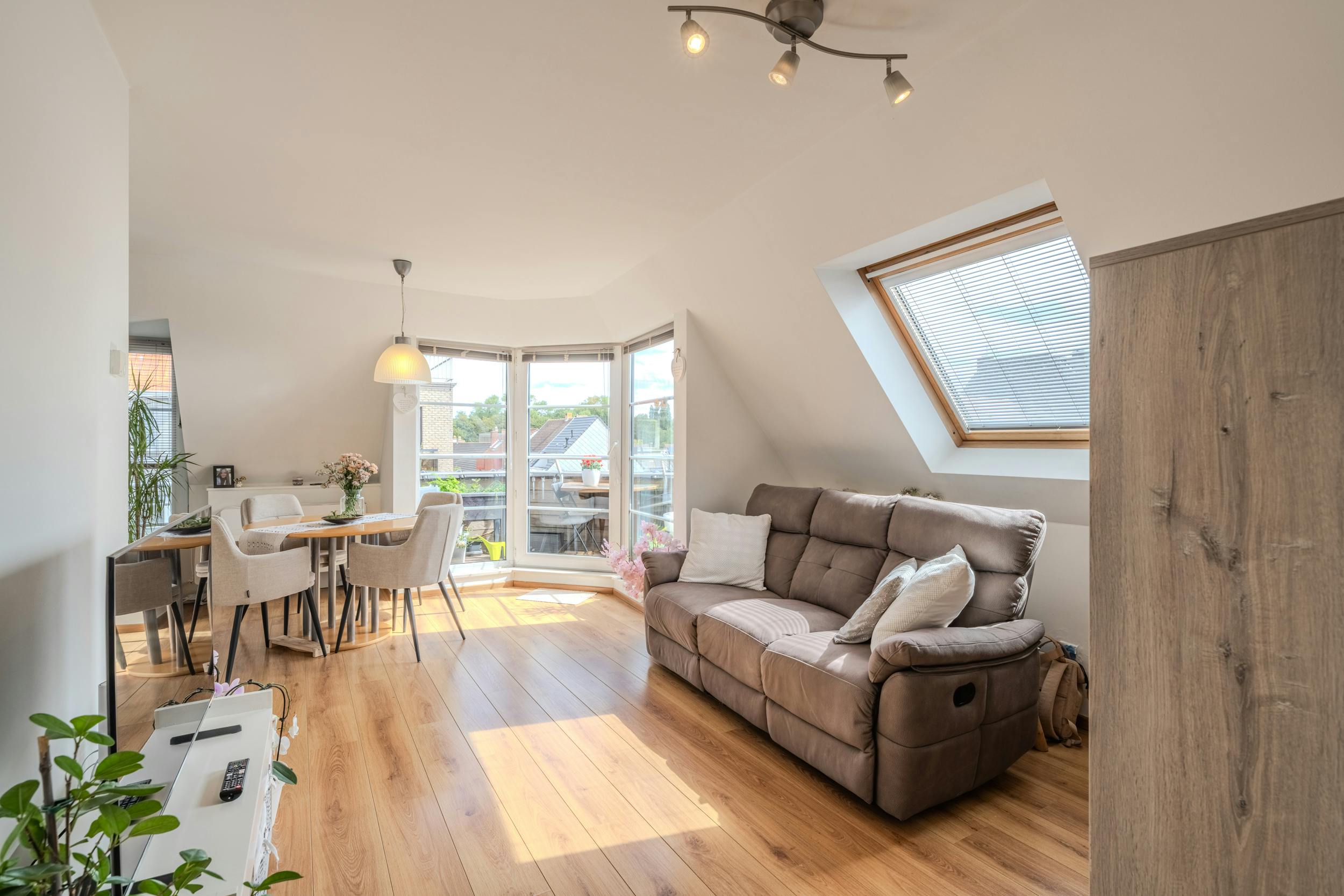Instapklaar dakappartement met 1 slaapkamer te Oostende foto 4