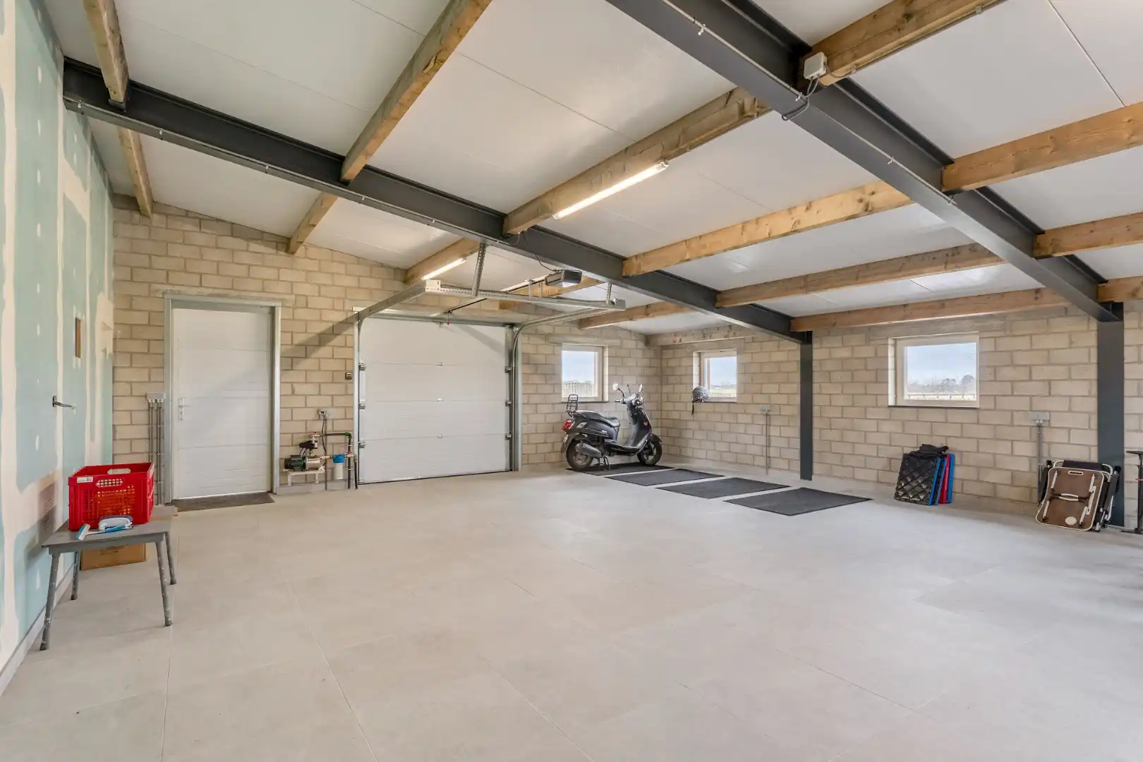 Vrijstaande, zeer verzorgde woning met aangrenzende, uitgeruste stalling/loods op een perceel van 72a14ca foto 29