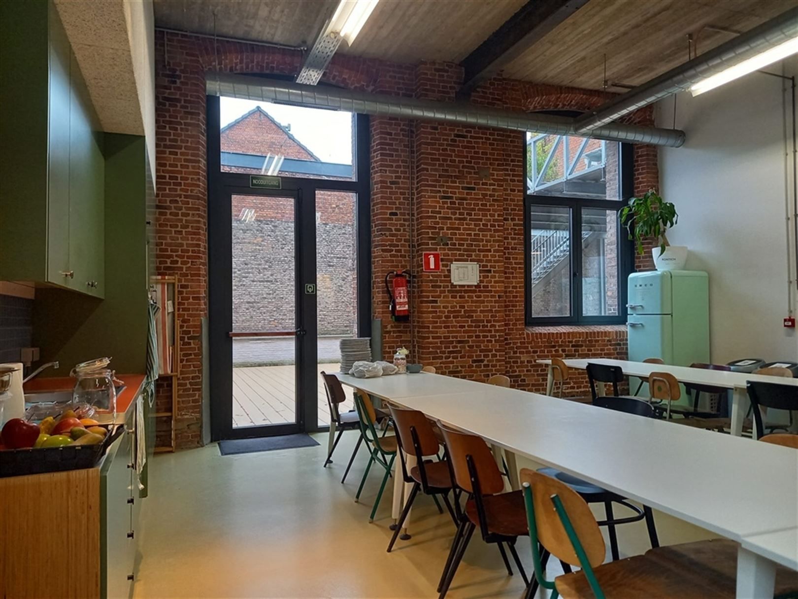 Kantoor te huur in voormalig pakhuis foto 7