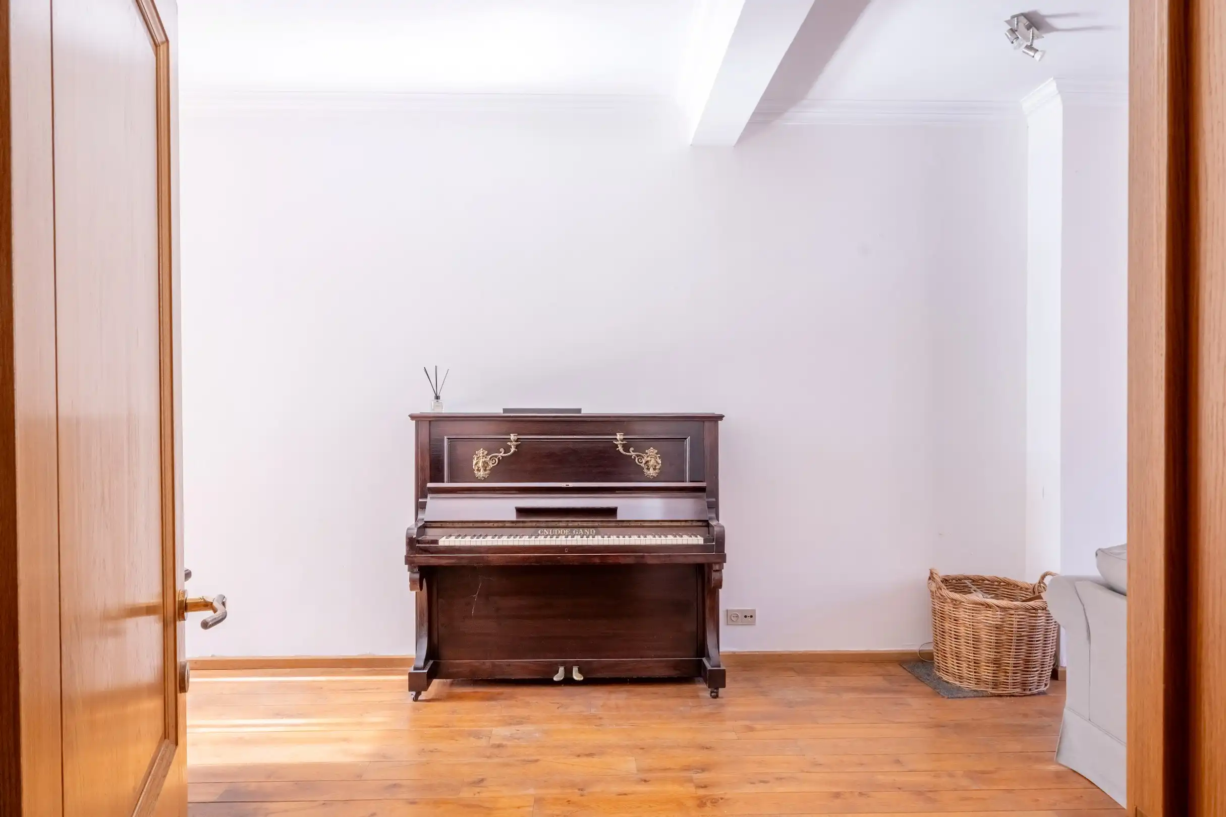 Charmant herenhuis met 5 kamers te Zeebrugge foto 3