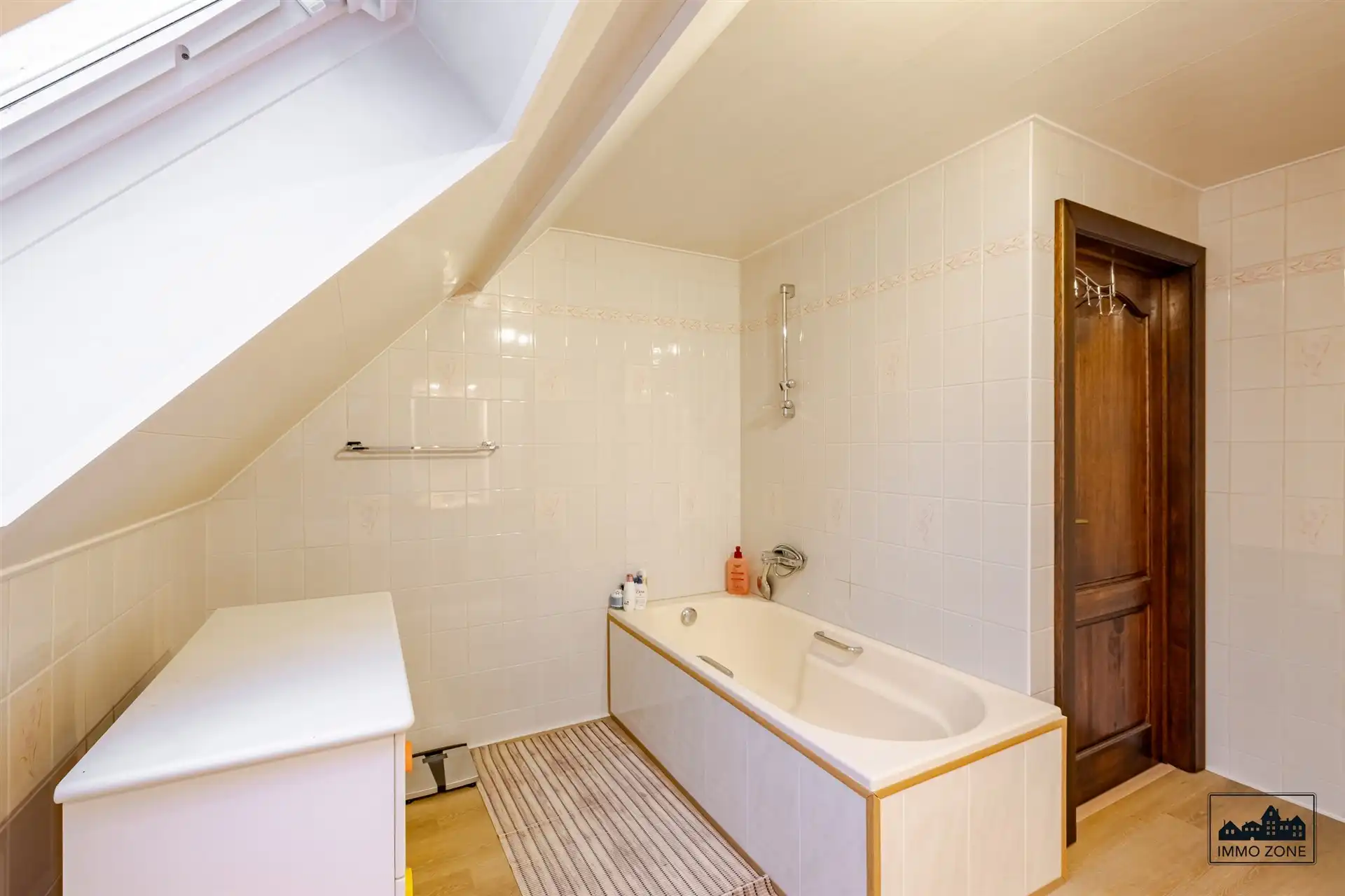 Zeer ruime halfopen bebouwing nabij de Durme foto 18