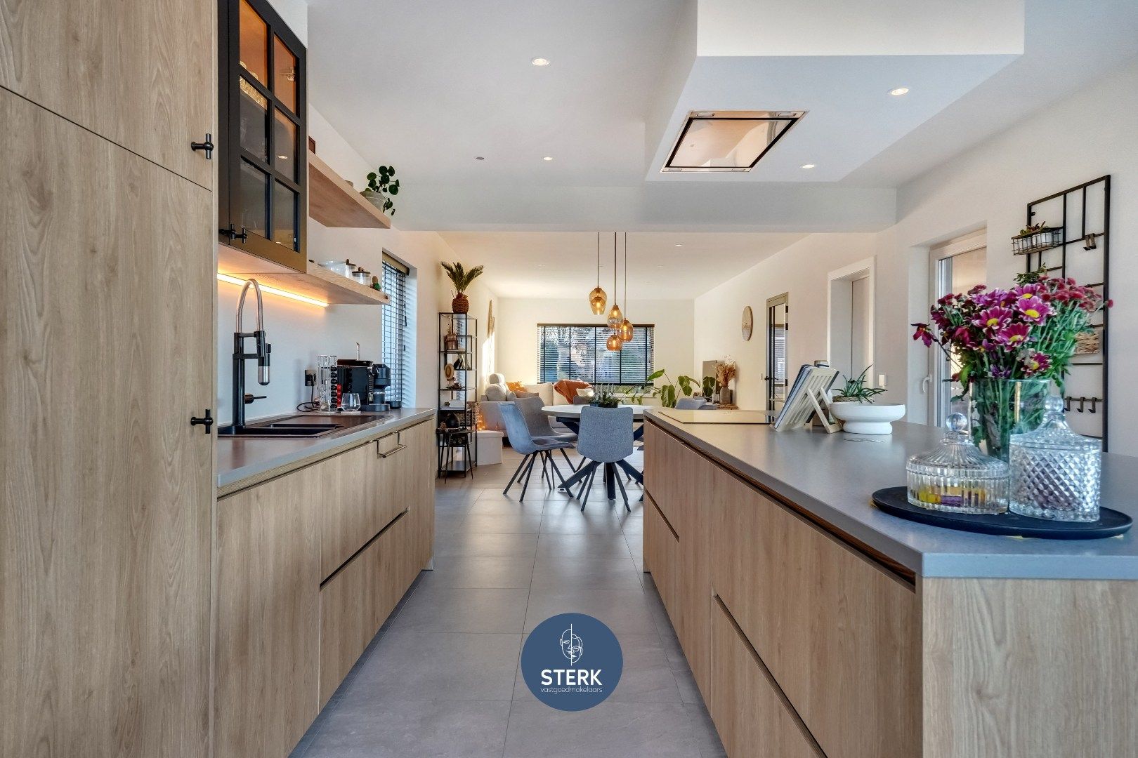 STIJLVOLLE GEZINSWONING MET EPC LABEL B TE GELLIK-LANAKEN !  foto 2