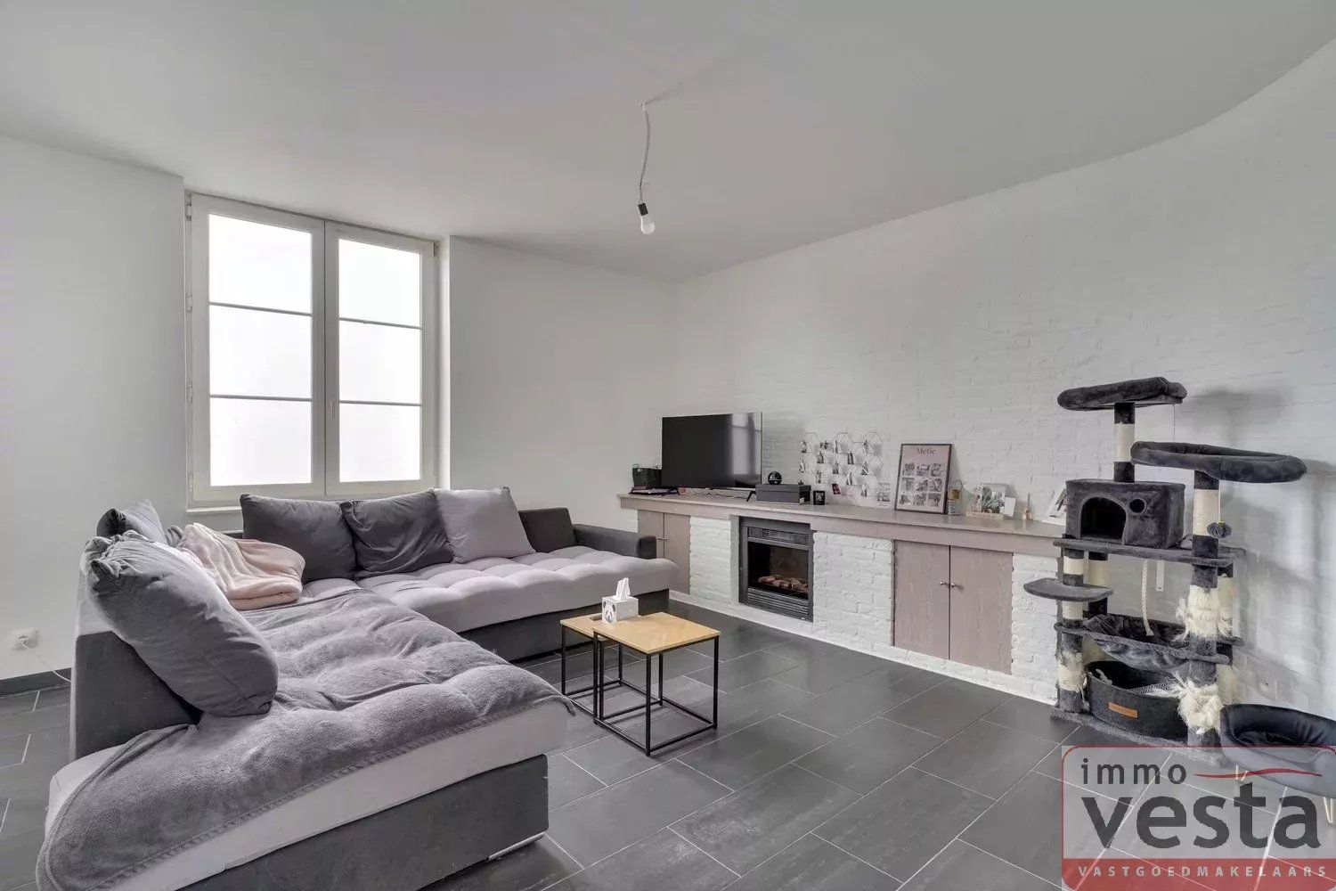 Ruime, gerenoveerde woning op een goede locatie foto 6