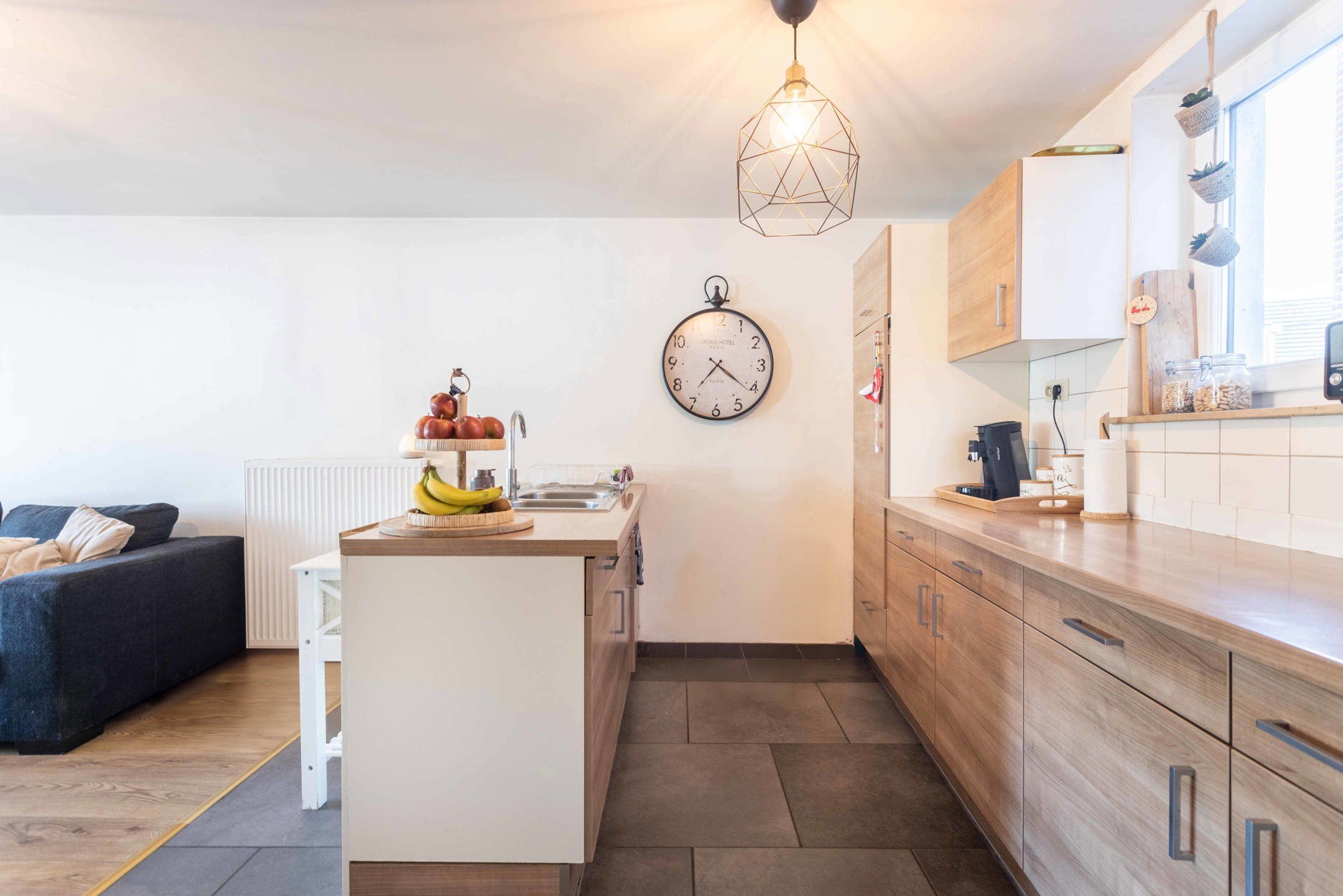 Ruim appartement met terras vlakbij het station & centrum! foto 5