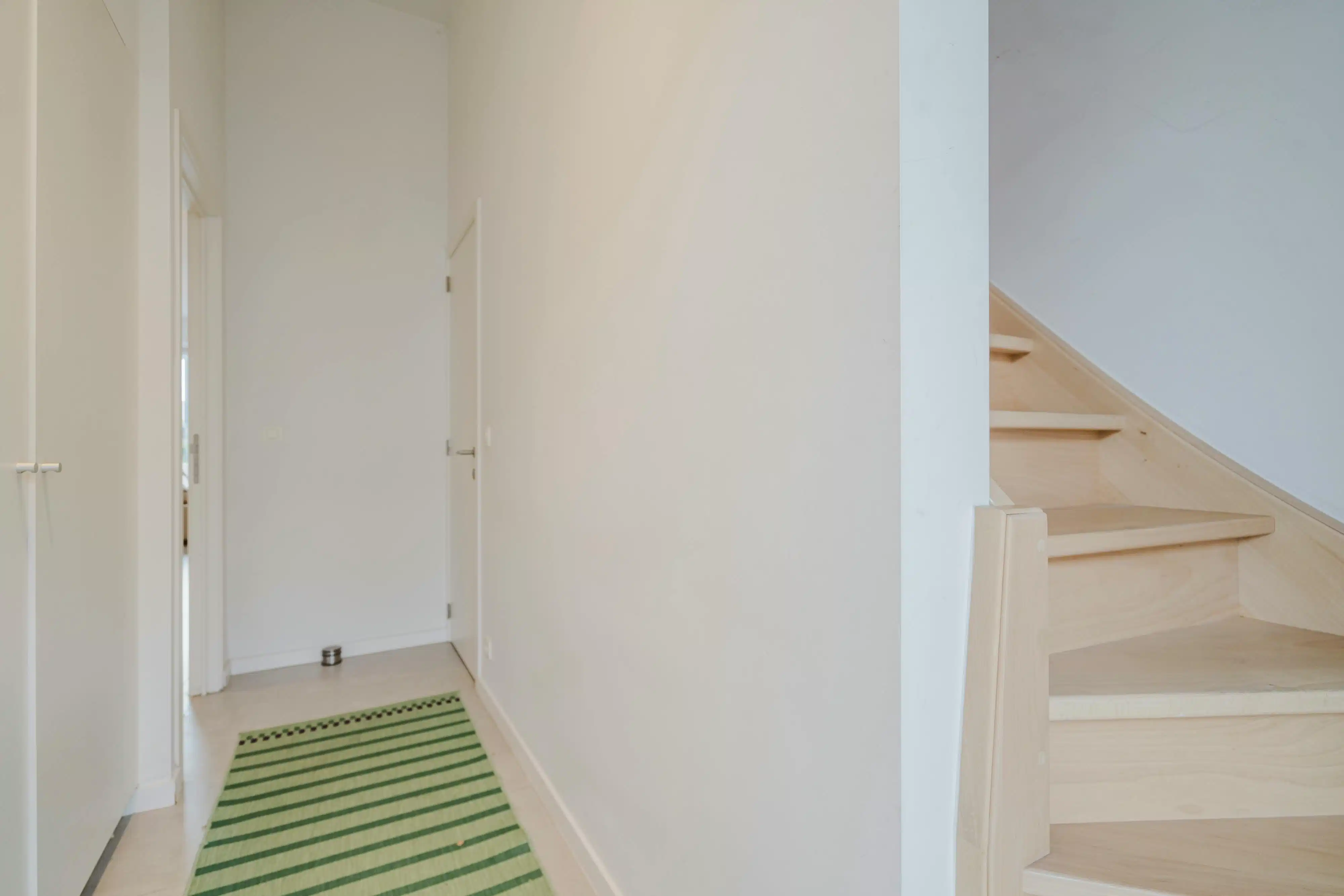 Recent huis met 4 slaapkamers en parking te koop in Kortrijk foto 15
